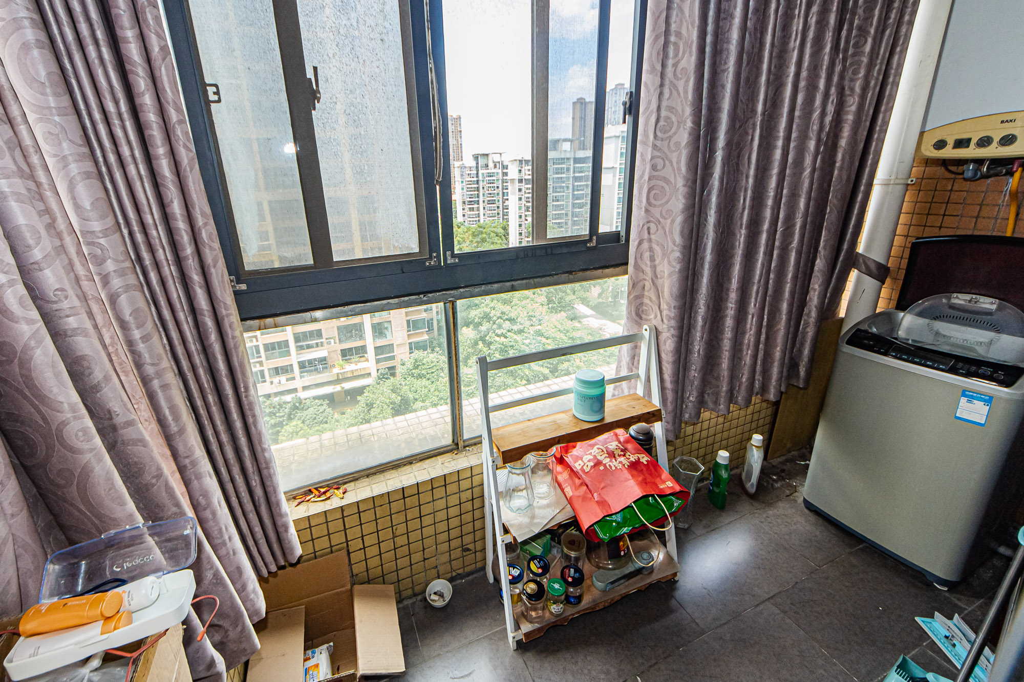 珠江花城三期锦鲤  4室2厅2卫    150.0万 珠江花城三期锦鲤  4室2厅2卫    150.0万阳台