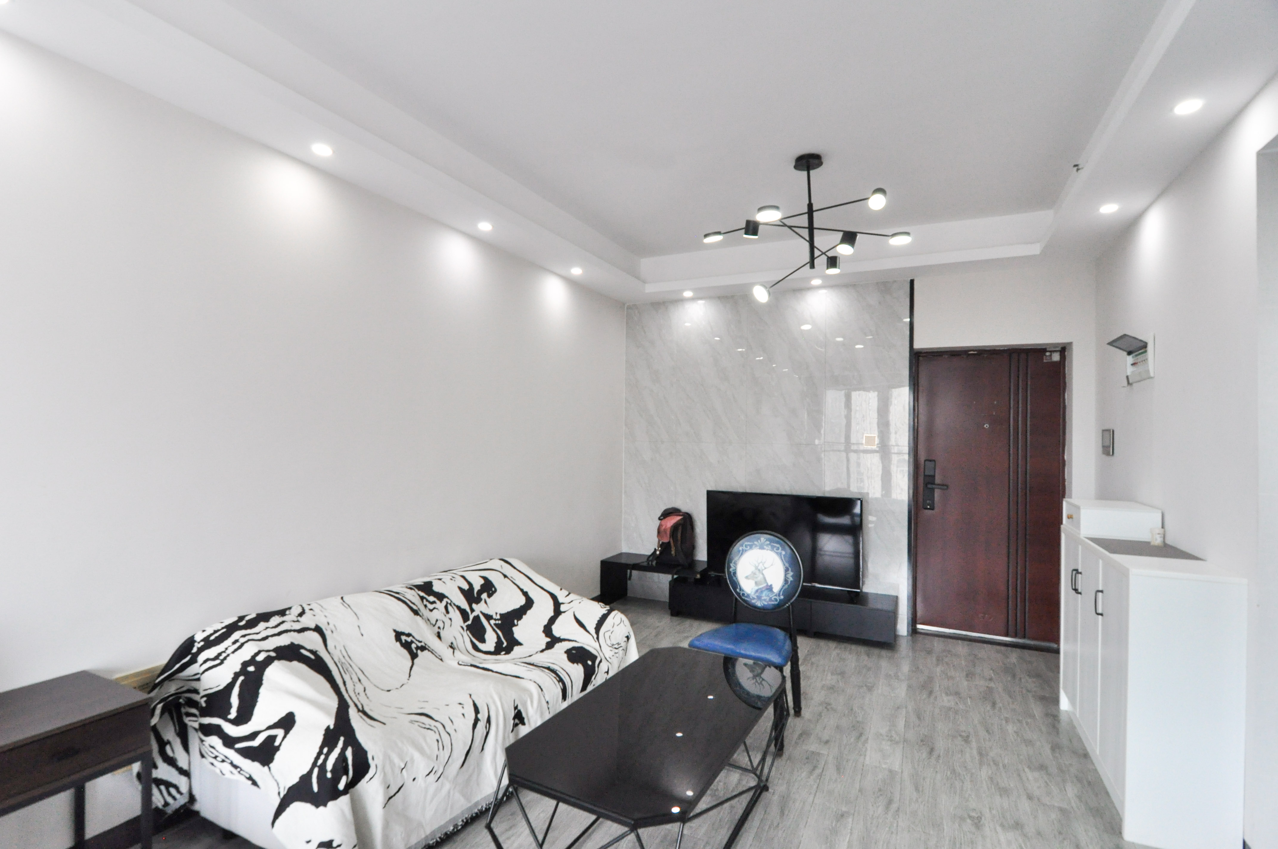 达美美立方 1室1厅1卫 55.8万 达美美立方 1室1厅1卫 55.8万客厅