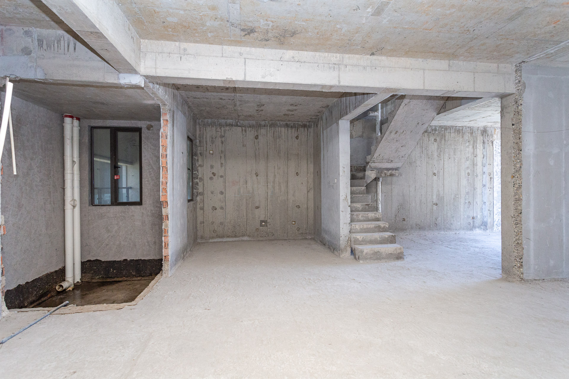 润和湘江天地C区 4室2厅2卫 125.0万 润和湘江天地C区 4室2厅2卫 125.0万客厅