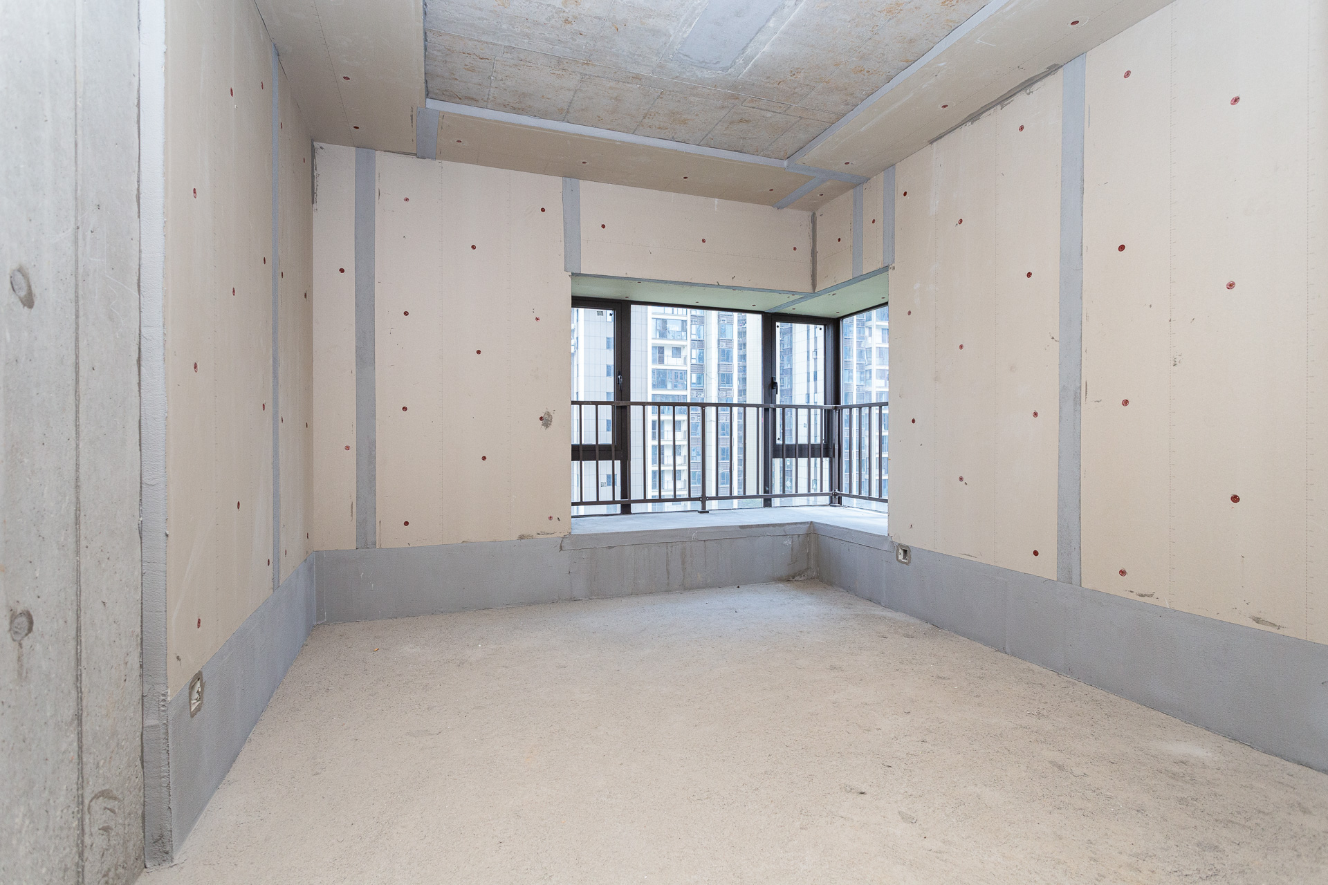 润和湘江天地D区  4室2厅2卫    156.8万 润和湘江天地D区  4室2厅2卫    156.8万卧室