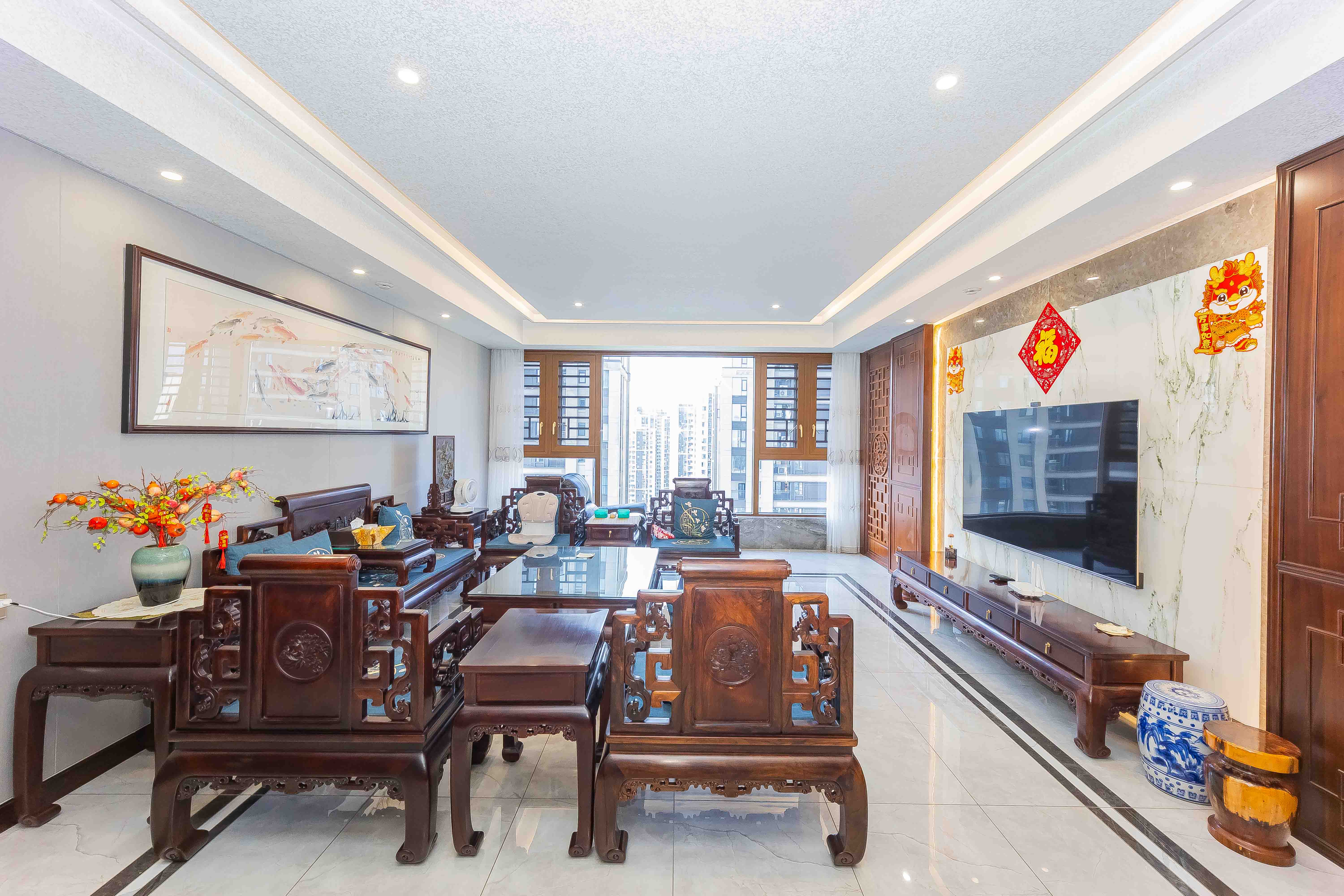 建发央玺（建发泱玺雅苑）  5室2厅2卫   557.80万客厅