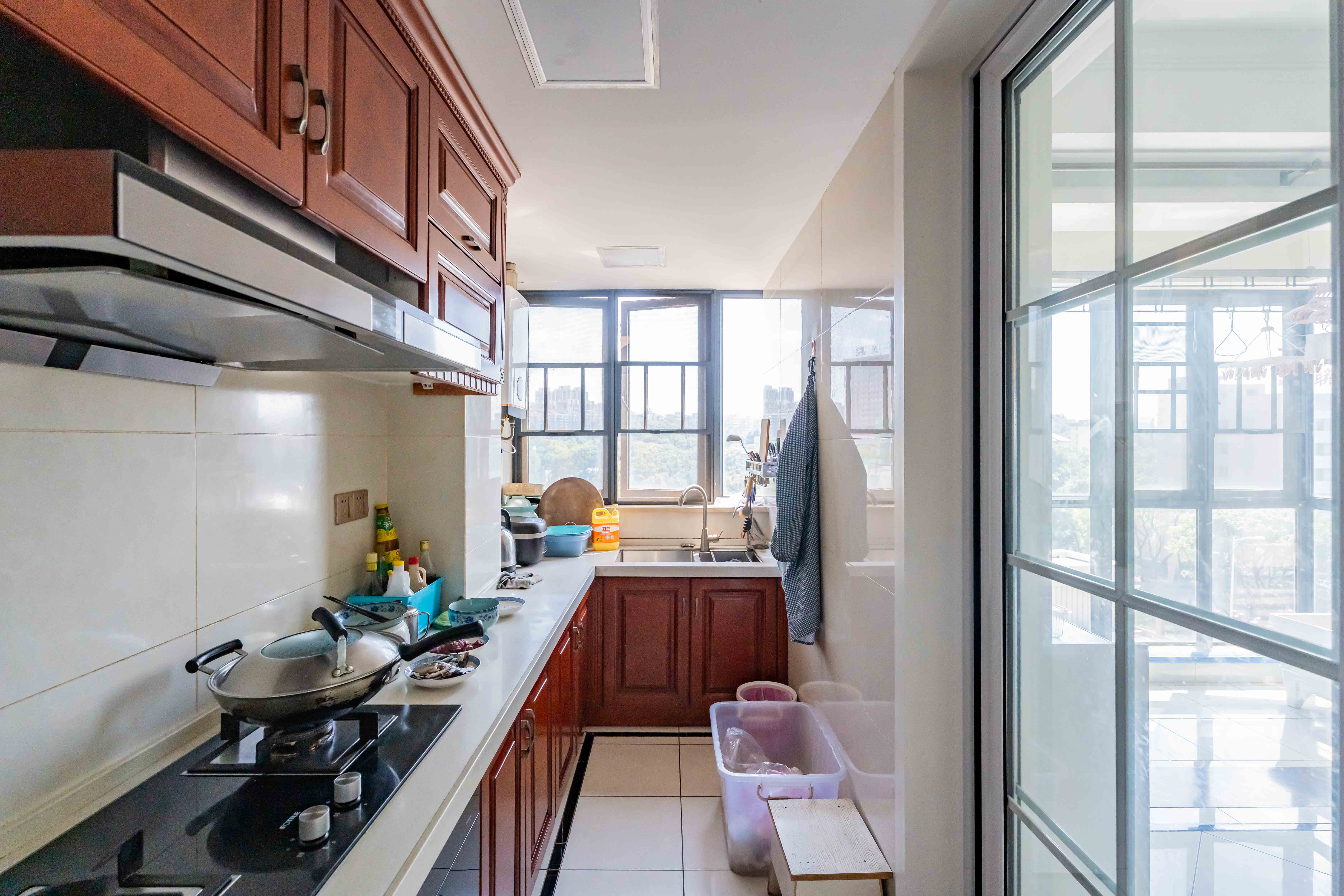 江景华府 4室2厅2卫 152.0万 江景华府 4室2厅2卫 152.0万厨房