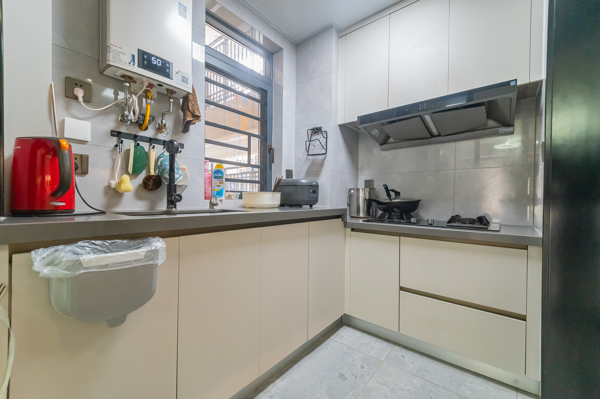 旭辉美的东樾城 3室2厅2卫 109.8万 旭辉美的东樾城 3室2厅2卫 109.8万厨房