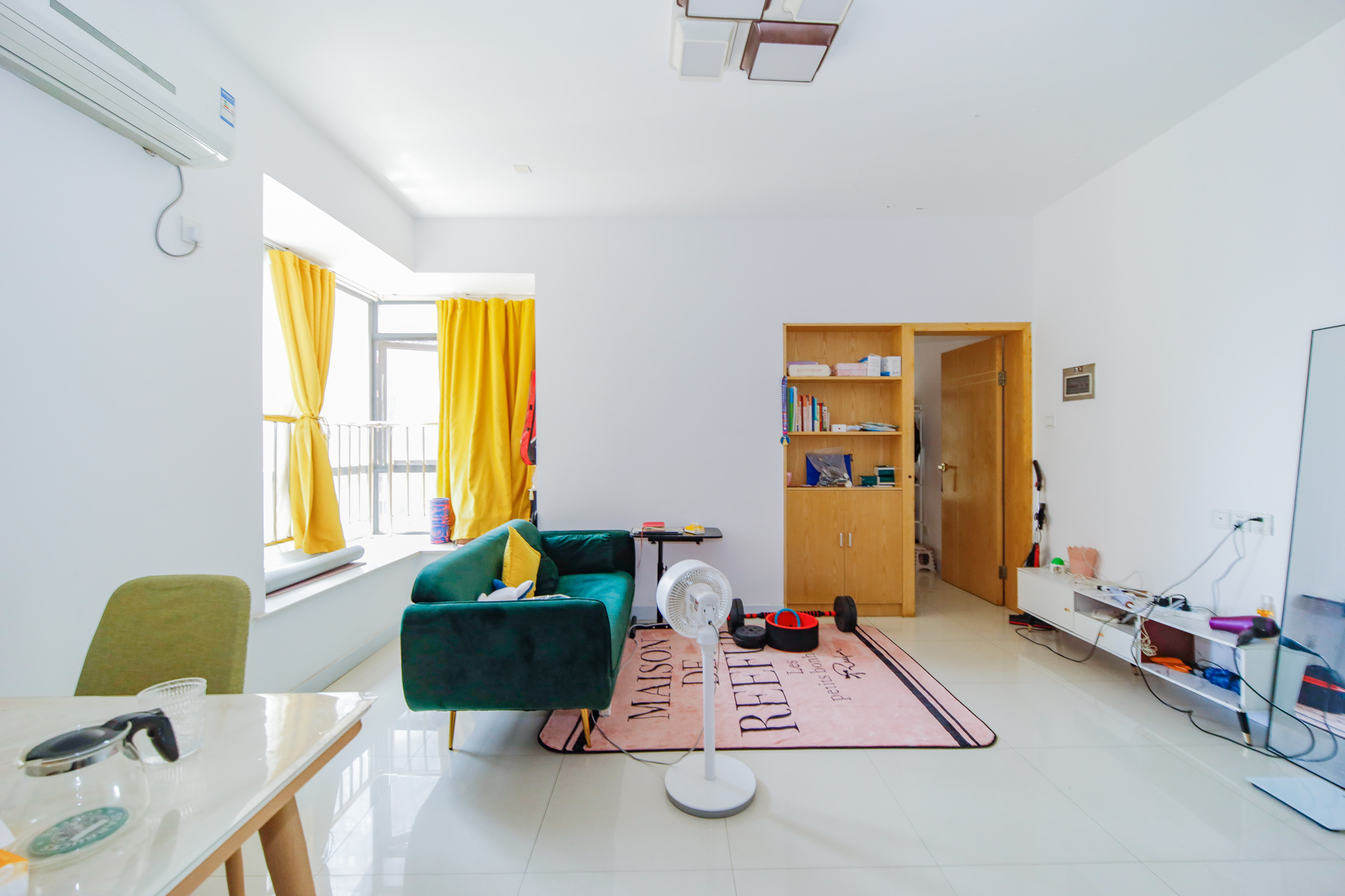 金领家族 1室1厅1卫 39.8万 金领家族 1室1厅1卫 39.8万客厅