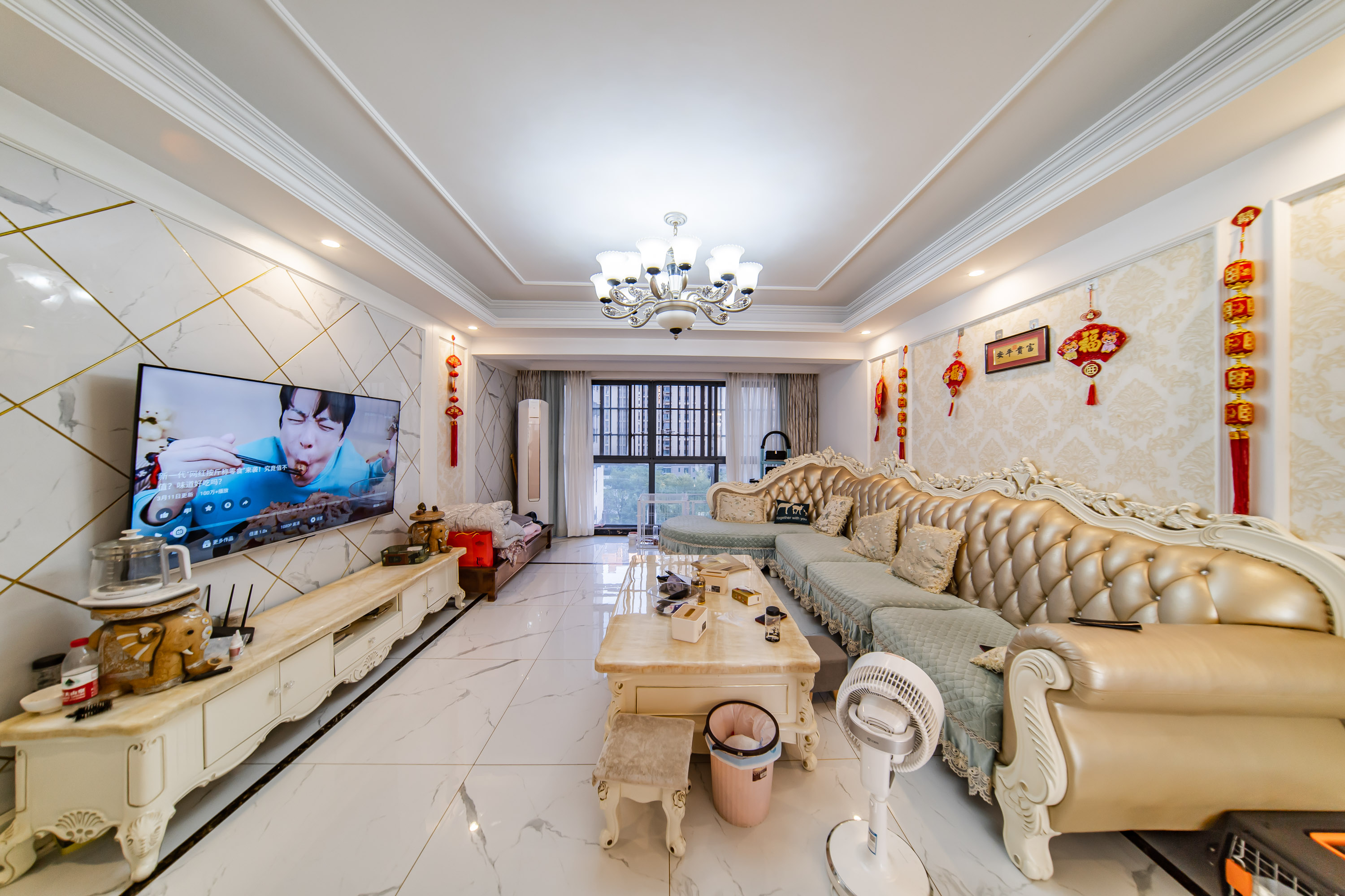 湘熙水郡(观澜海赋家园) 4室2厅2卫 158.0万 湘熙水郡(观澜海赋家园) 4室2厅2卫 158.0万客厅