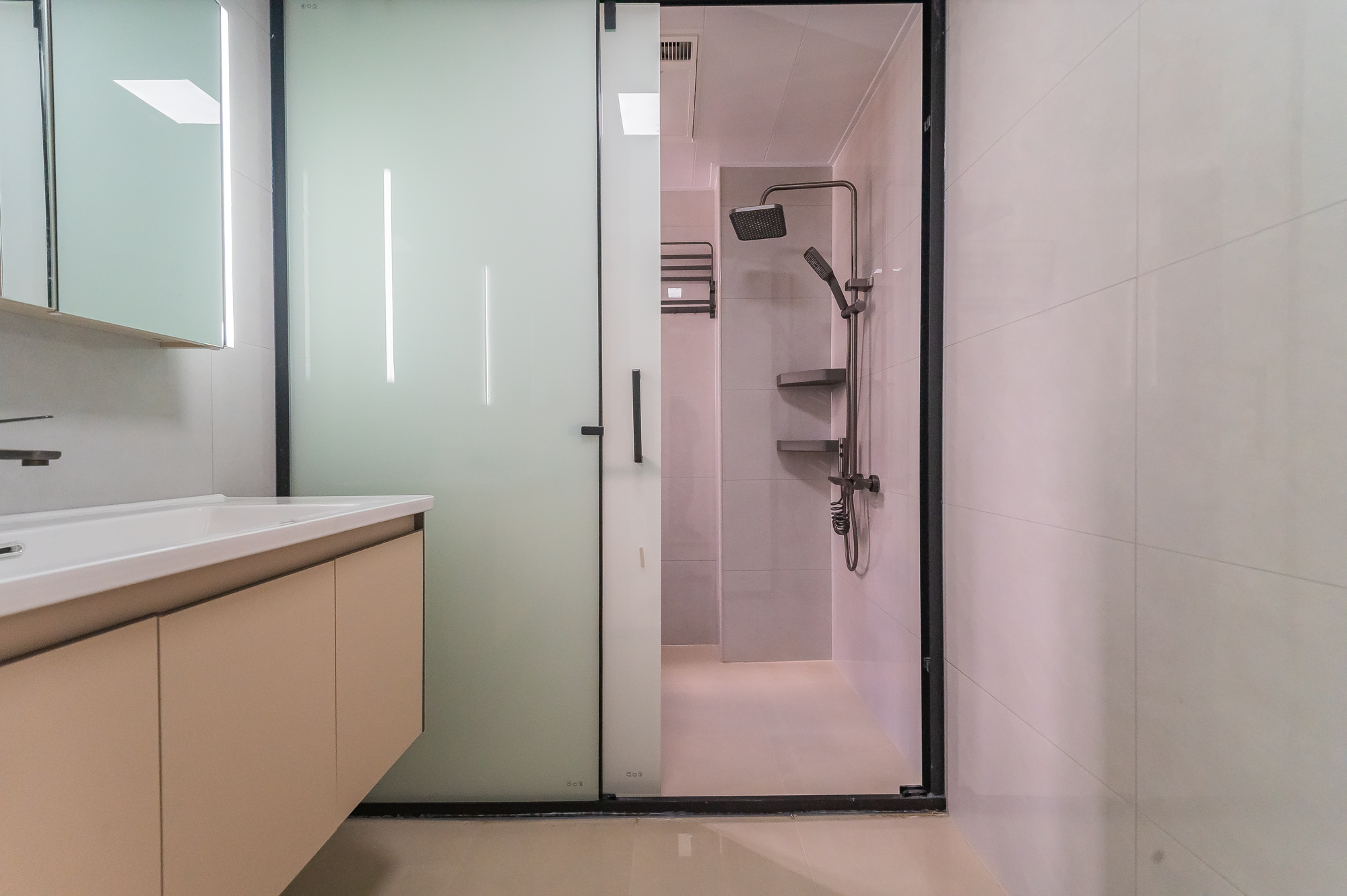 鹏基诺亚山林  4室2厅2卫    113.0万卫生间