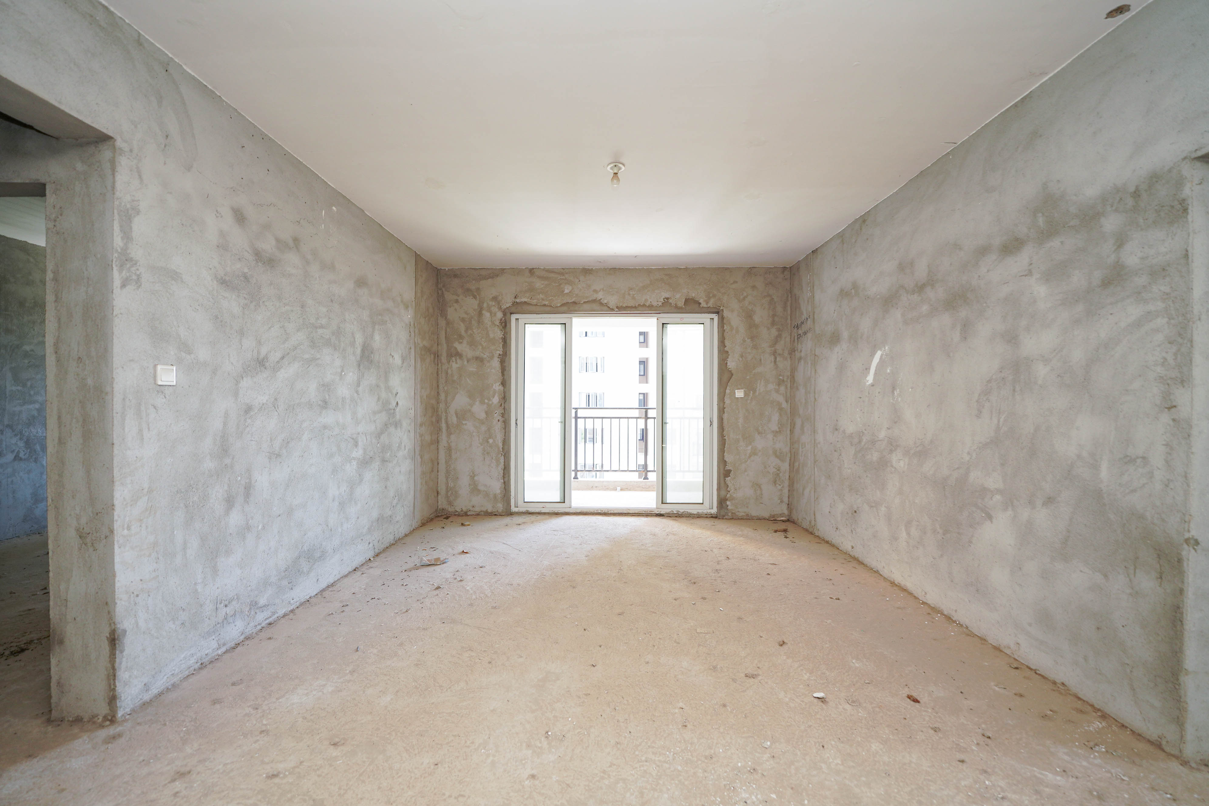 鑫天格林香山 4室2厅2卫 63.0万 鑫天格林香山 4室2厅2卫 63.0万客厅