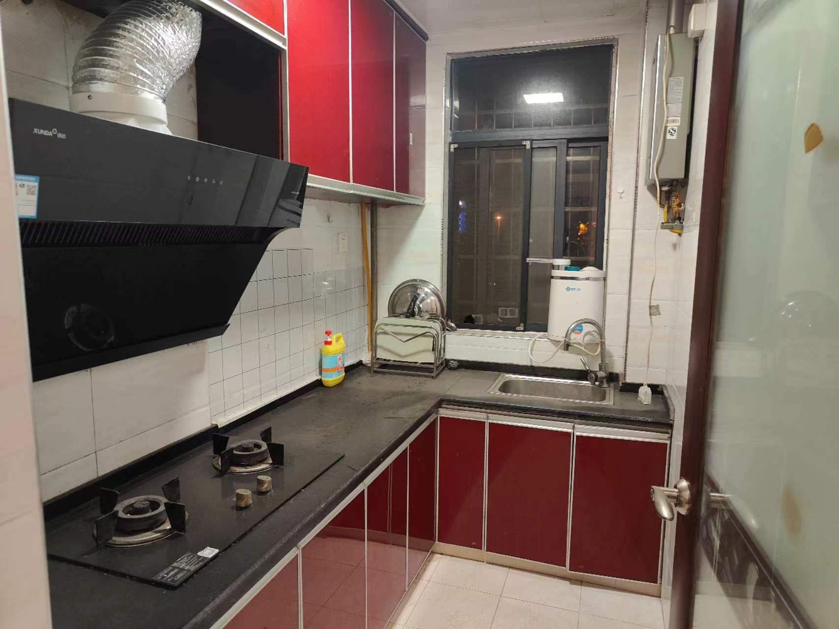 湘湾A区  1室1厅1卫    25.0万 湘湾A区  1室1厅1卫    25.0万室内图