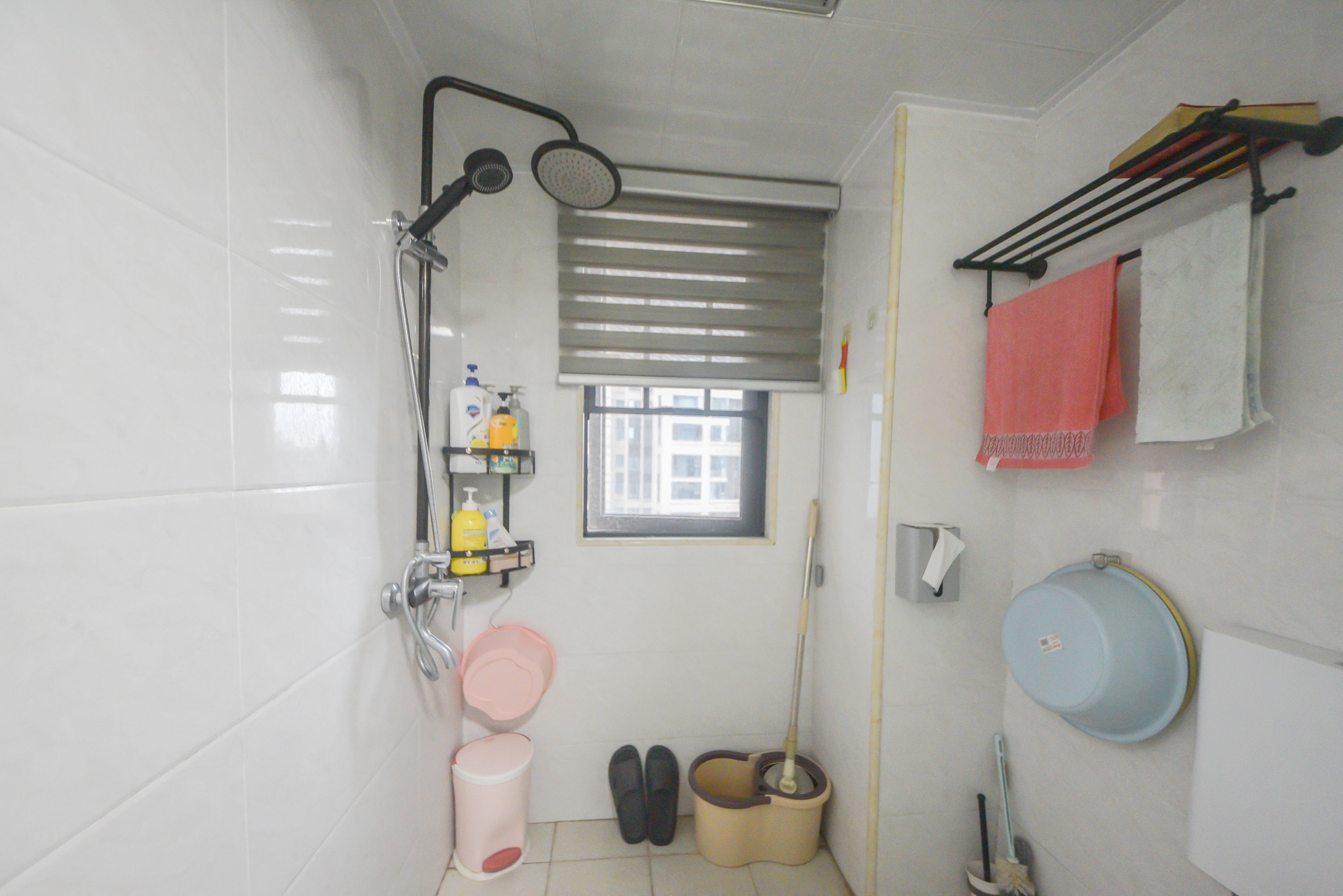 建发中央悦府  3室2厅2卫   168.00万卫生间