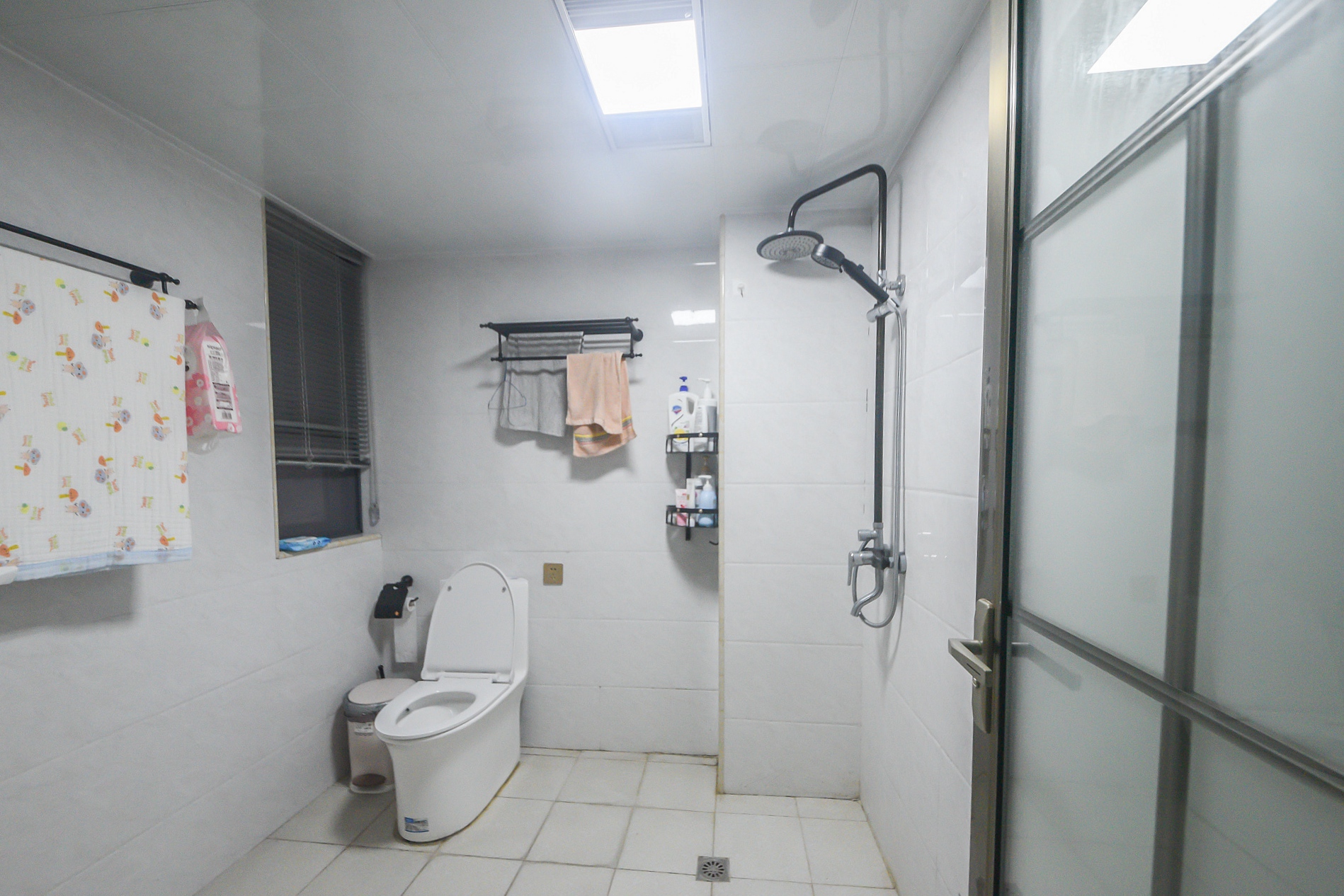 建发中央悦府  3室2厅2卫   168.00万卫生间