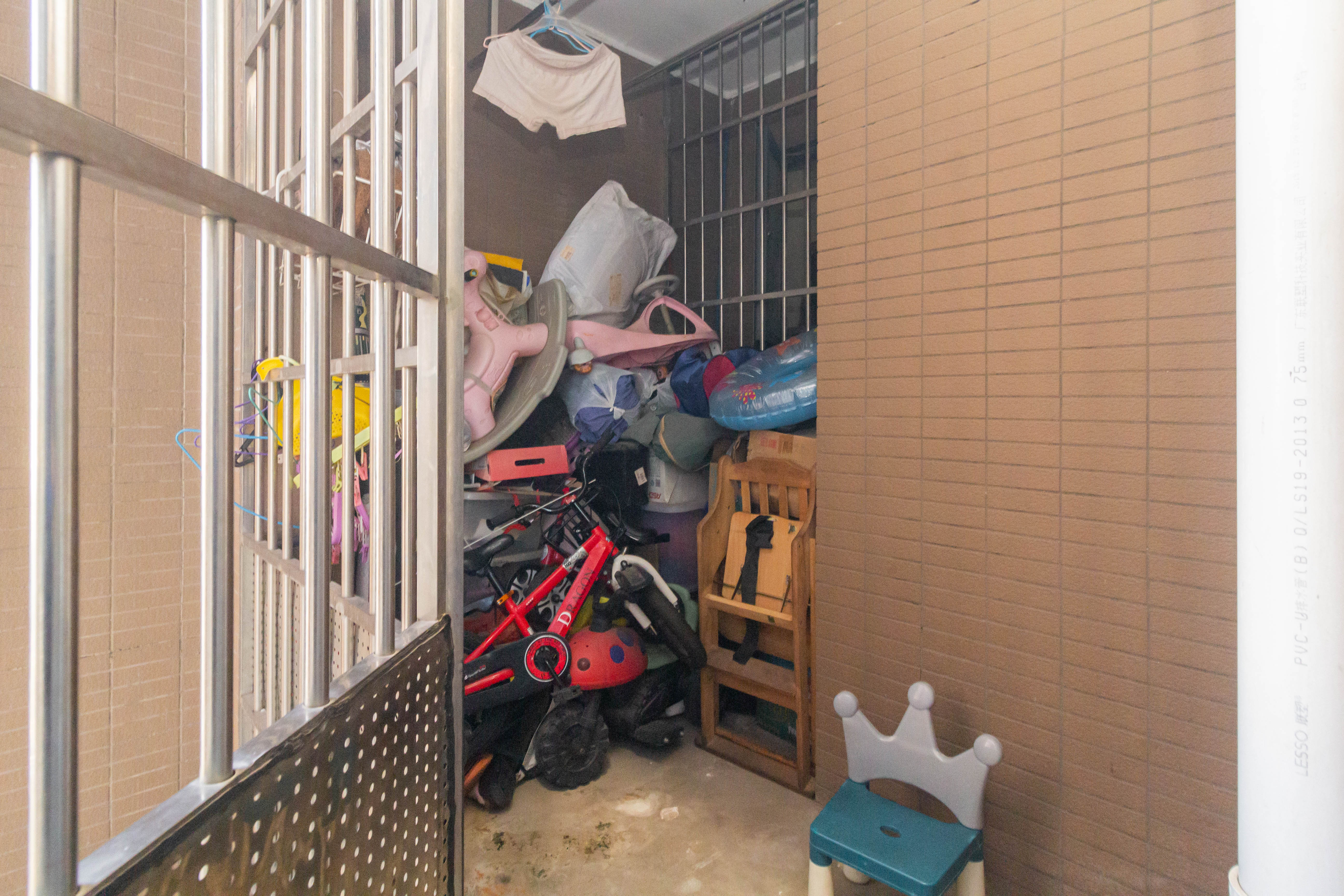 高林仕家  3室2厅1卫   58.00万卧室