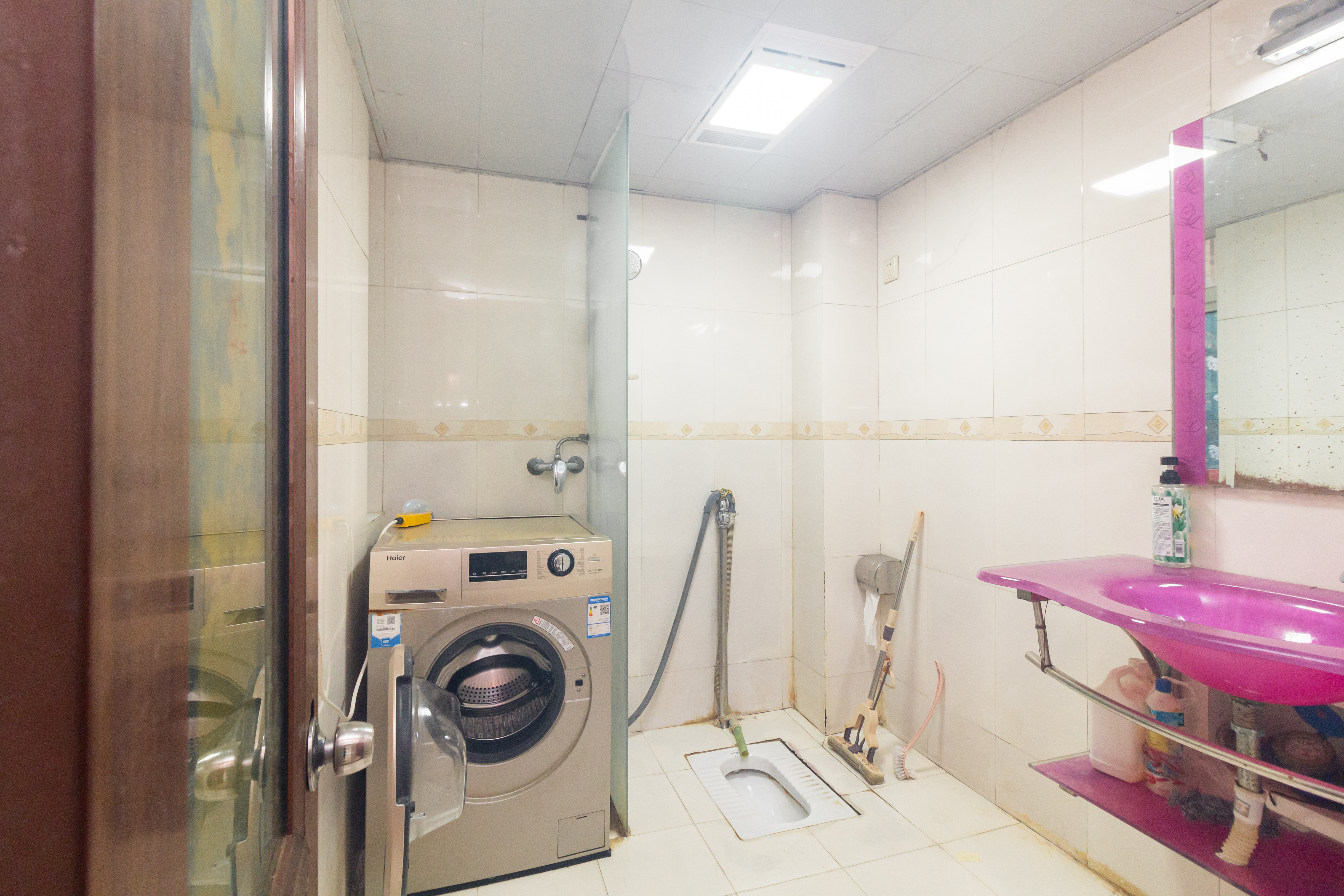 博雅湘水湾 3室1厅1卫 56.0万 博雅湘水湾 3室1厅1卫 56.0万卫生间