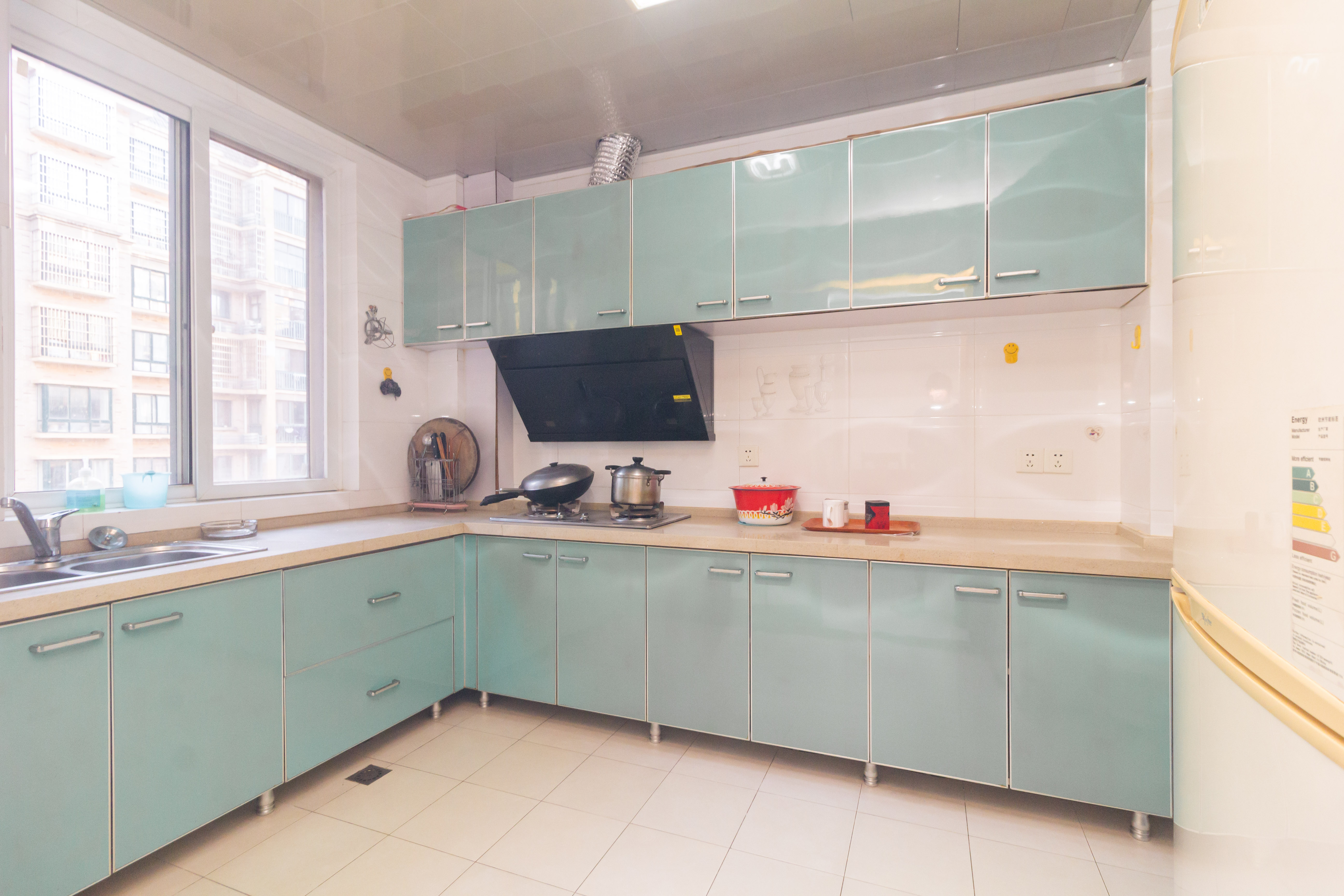 博雅湘水湾 3室2厅2卫 72.8万 博雅湘水湾 3室2厅2卫 72.8万厨房