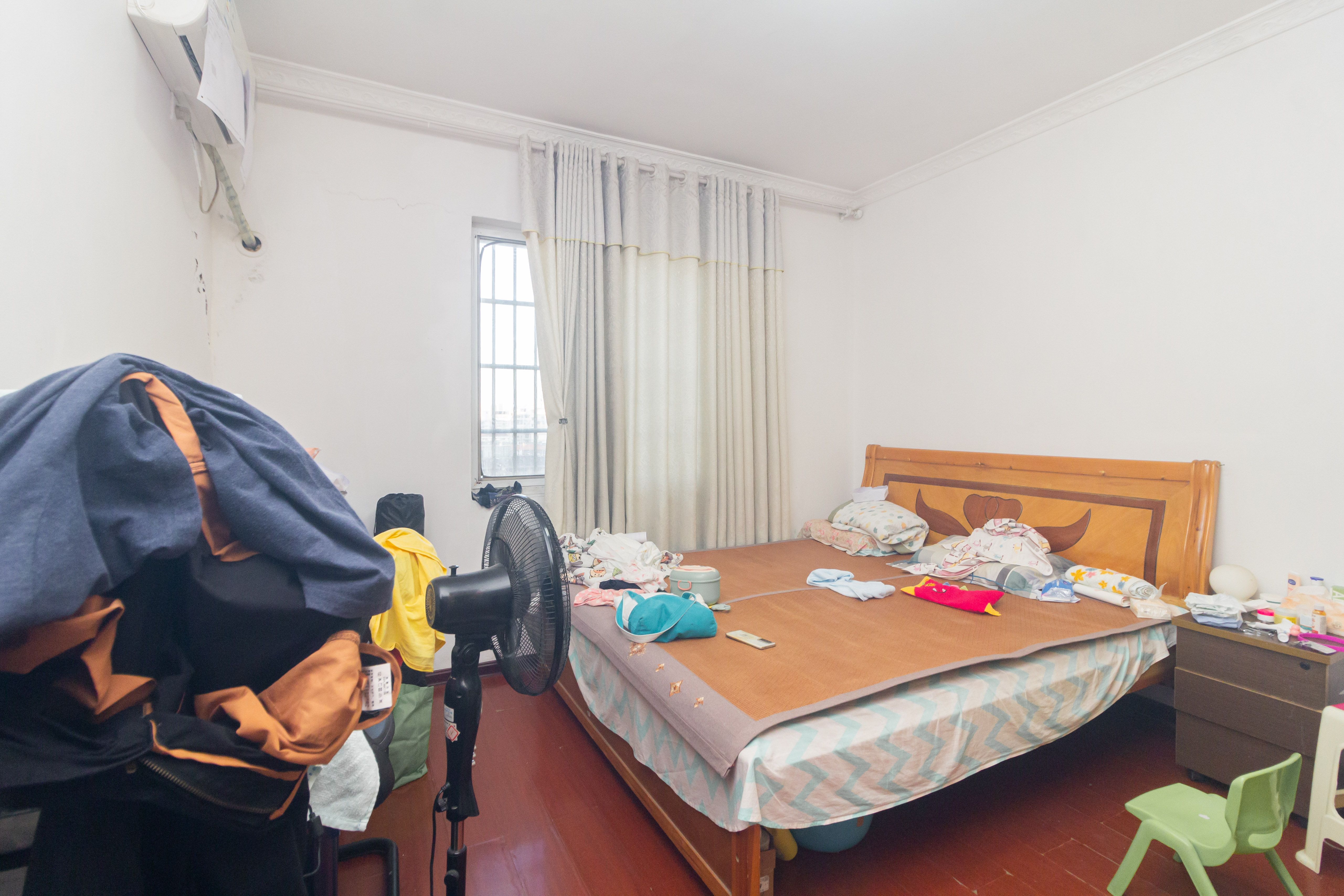 丁家高层公寓(领尚公寓) 3室2厅2卫 46.8万 丁家高层公寓(领尚公寓) 3室2厅2卫 46.8万卫生间