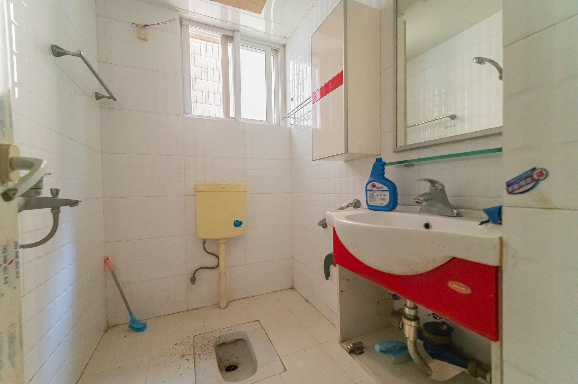 陶然居  4室2厅2卫    120.0万 陶然居  4室2厅2卫    120.0万卫生间