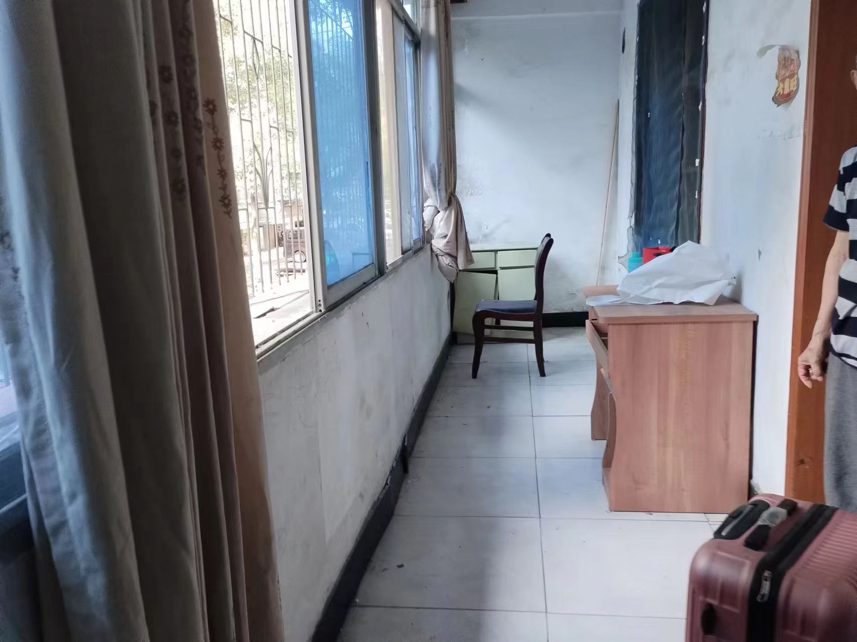 富绅花园  3室2厅2卫    51.8万 富绅花园  3室2厅2卫    51.8万室内图