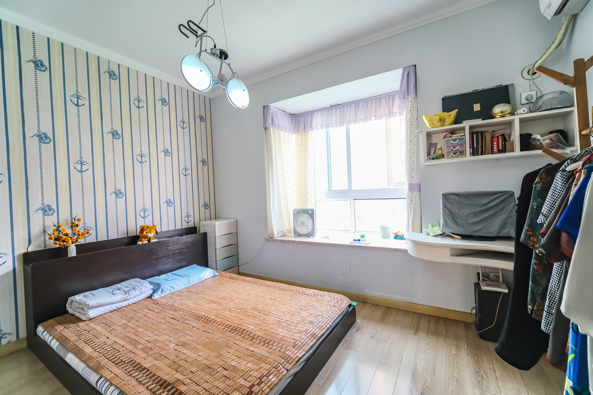 长丰星城 4室2厅2卫 84.8万 长丰星城 4室2厅2卫 84.8万卧室