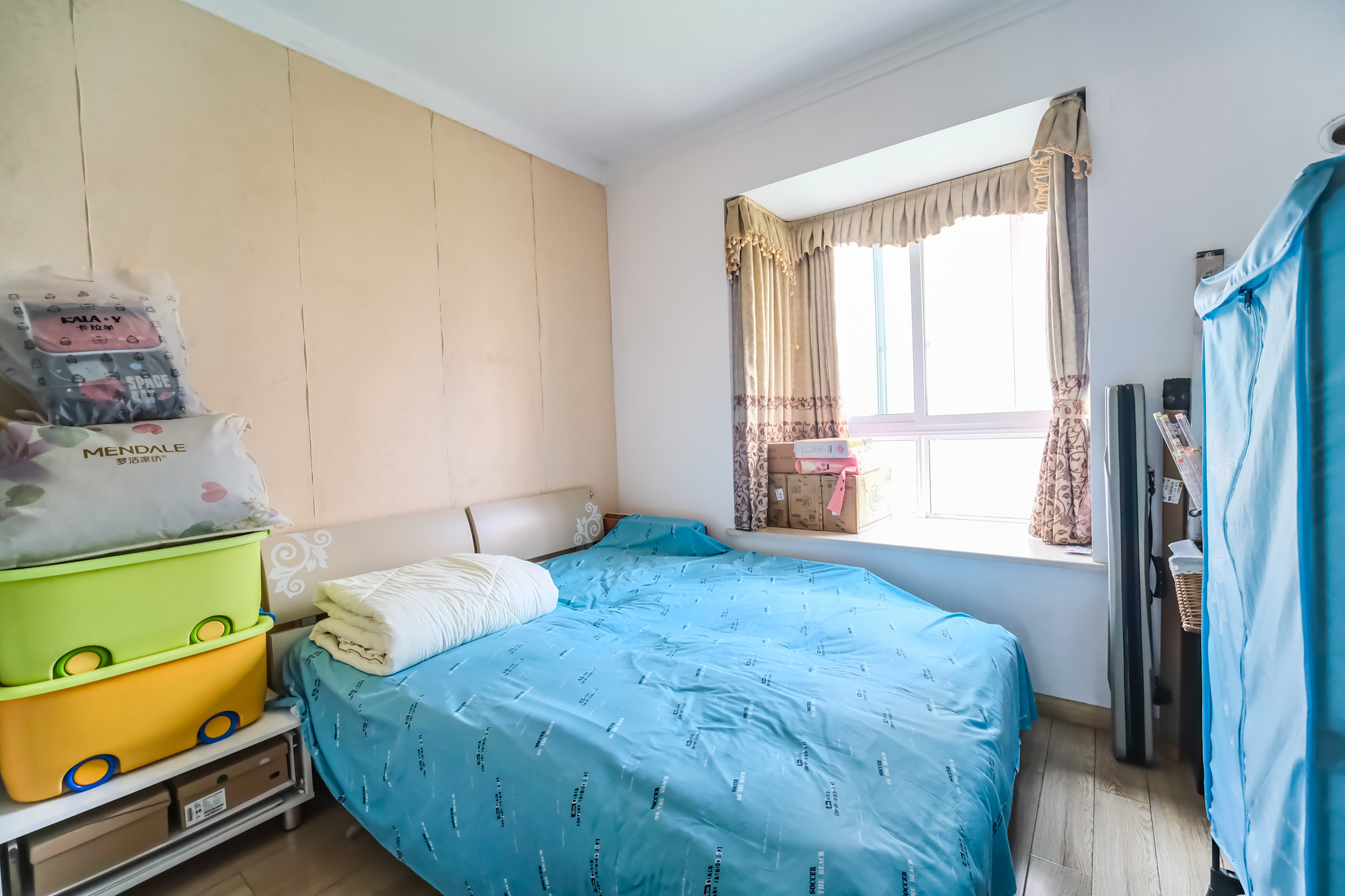 长丰星城 4室2厅2卫 84.8万 长丰星城 4室2厅2卫 84.8万卧室