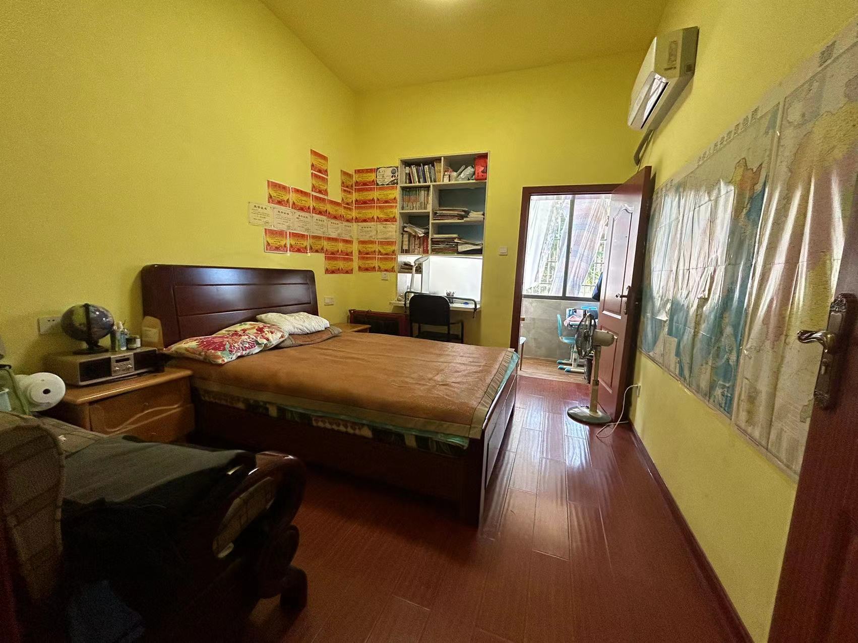 花园二村 2室2厅1卫 31.8万 花园二村 2室2厅1卫 31.8万室内图