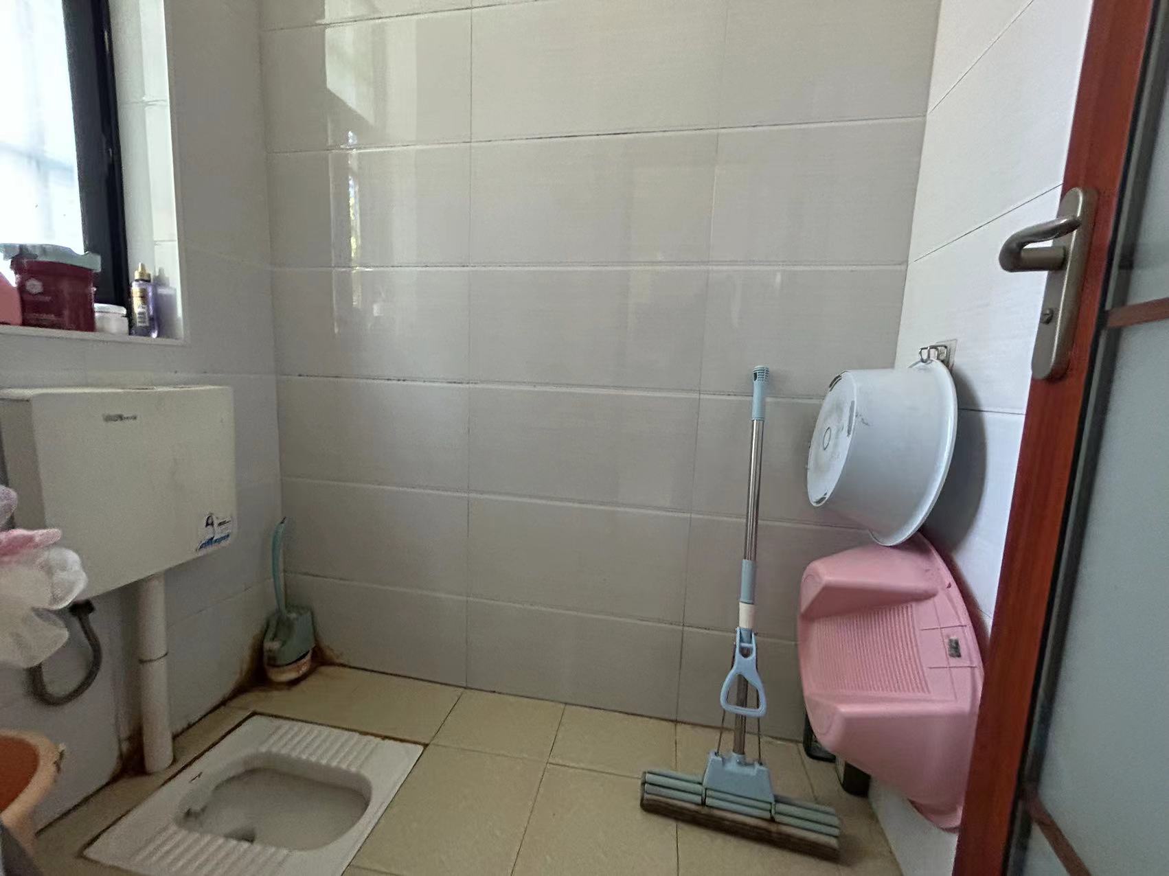 花园二村 2室2厅1卫 31.8万 花园二村 2室2厅1卫 31.8万室内图