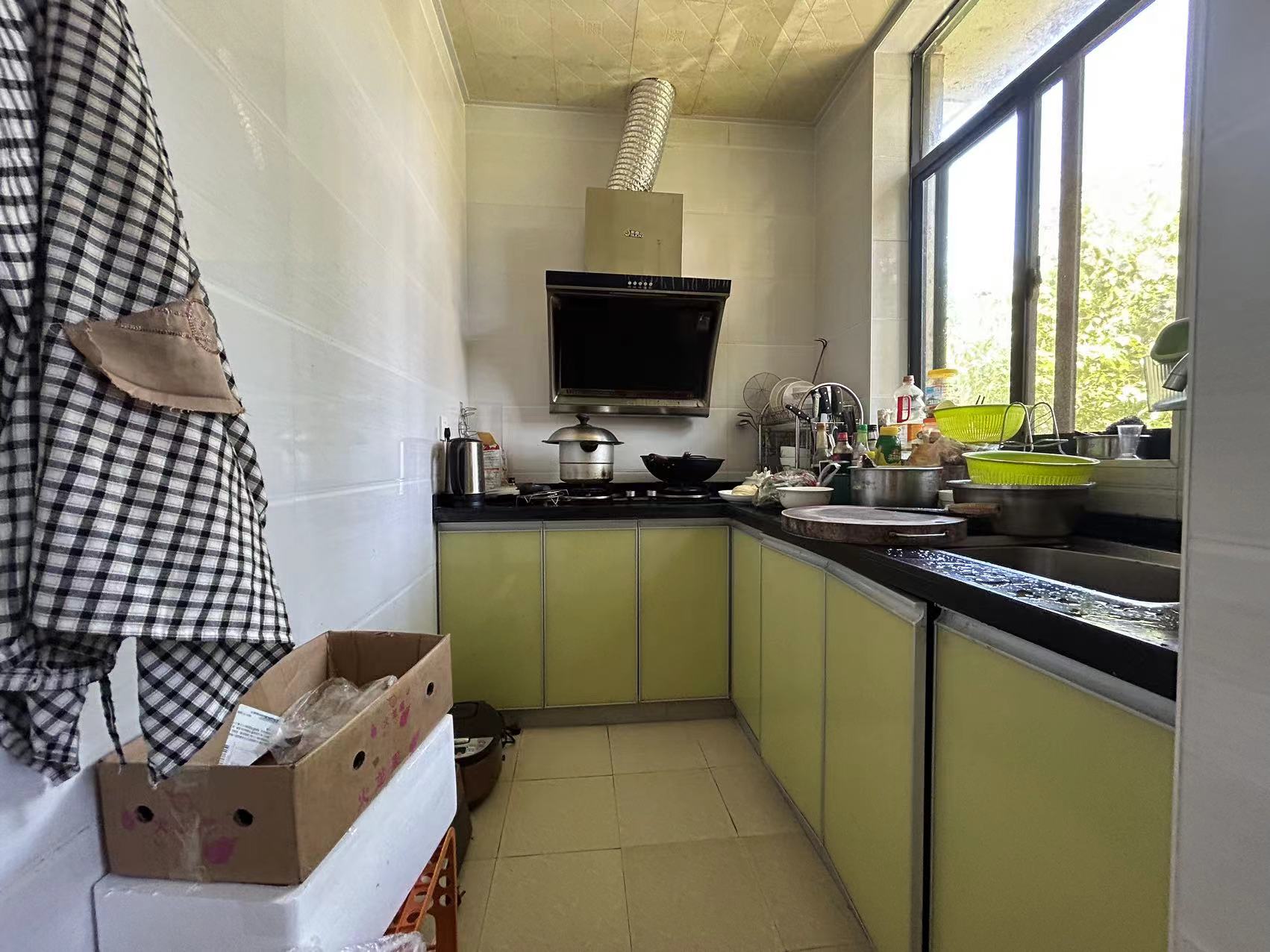 花园二村 2室2厅1卫 31.8万 花园二村 2室2厅1卫 31.8万室内图