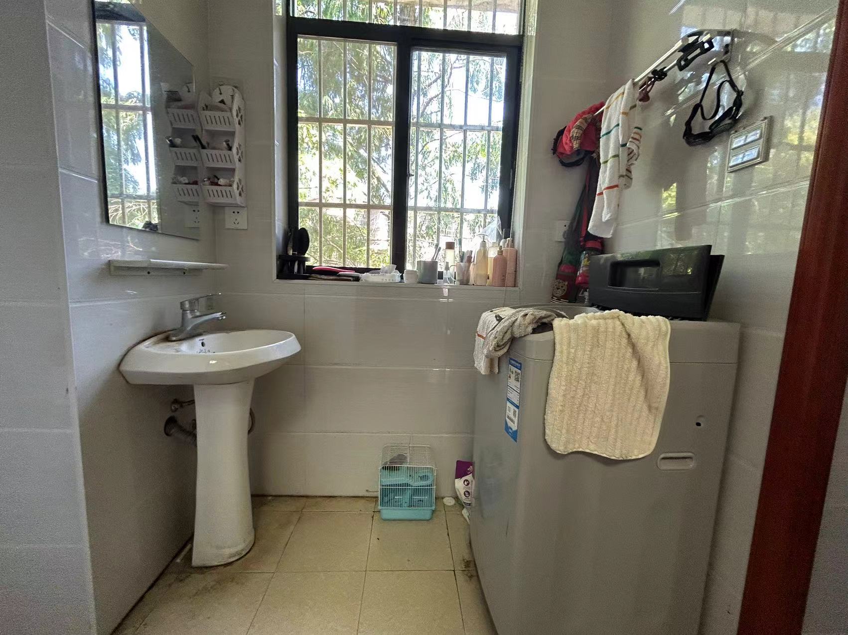 花园二村 2室2厅1卫 31.8万 花园二村 2室2厅1卫 31.8万室内图