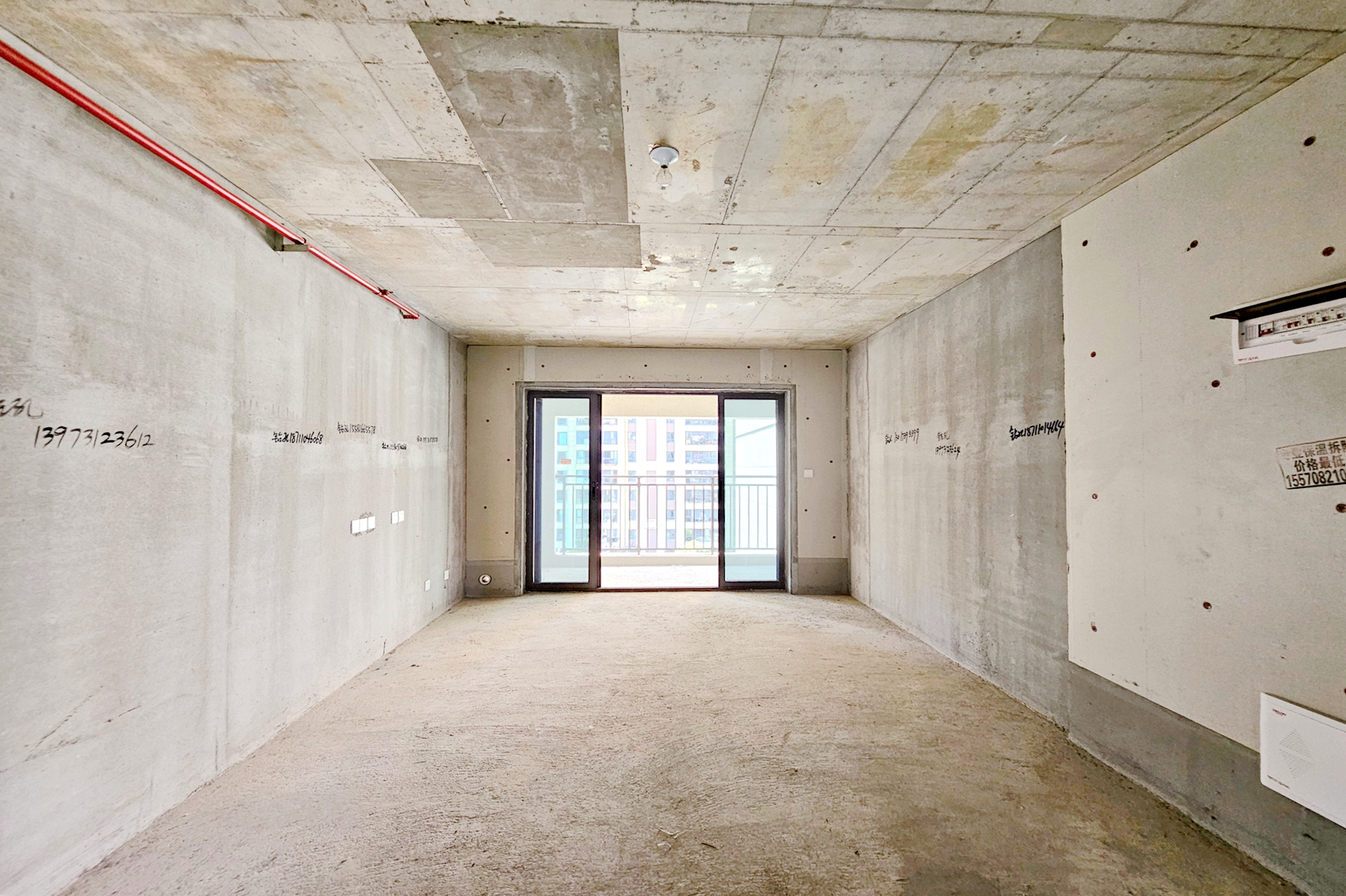 阳光城尚东湾凌云府 4室2厅2卫 113.0万 阳光城尚东湾凌云府 4室2厅2卫 113.0万客厅