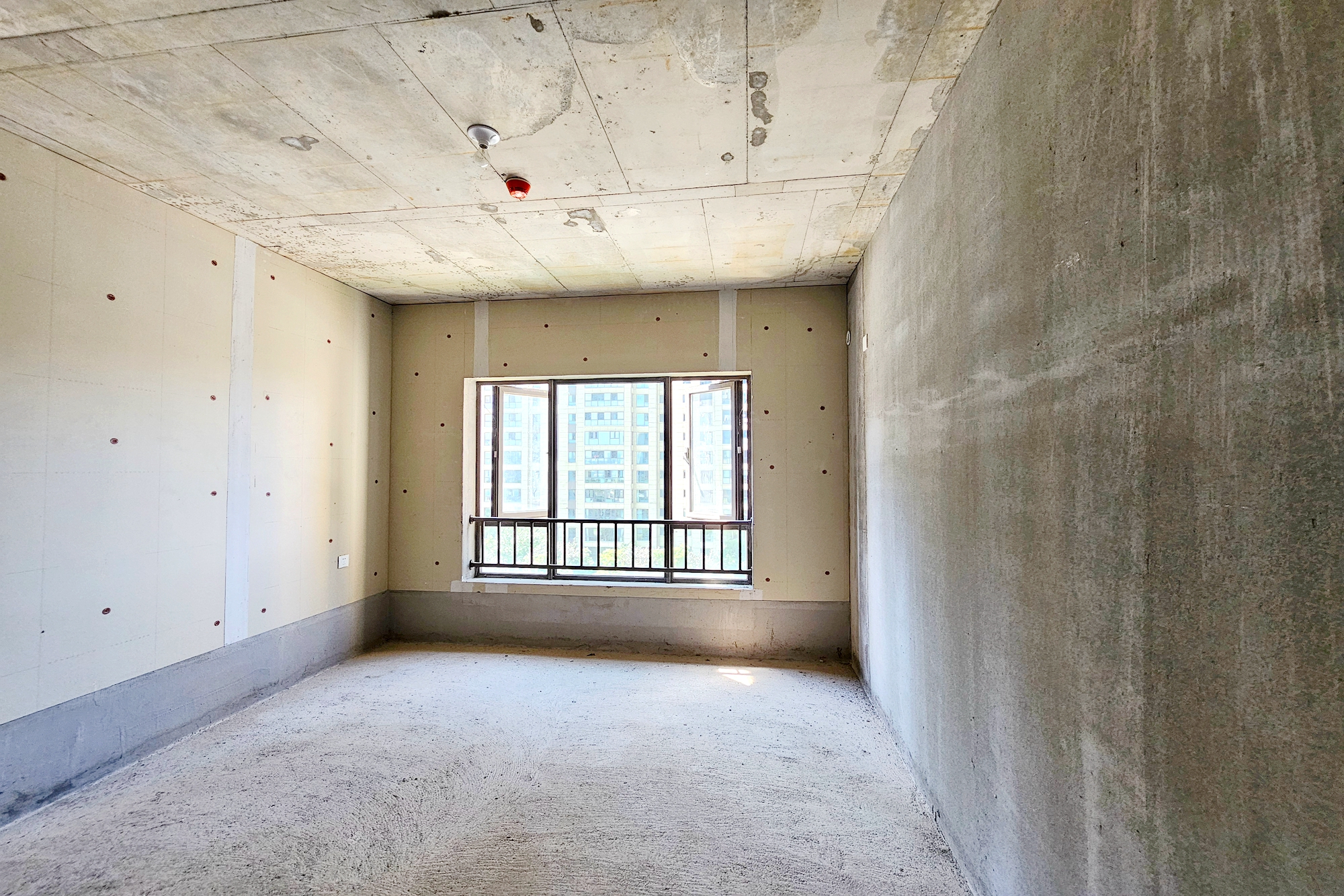 阳光城尚东湾凌云府 4室2厅2卫 113.0万 阳光城尚东湾凌云府 4室2厅2卫 113.0万其他