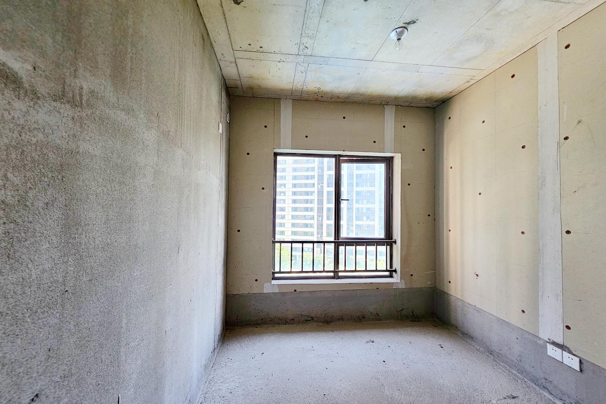 阳光城尚东湾凌云府 4室2厅2卫 113.0万 阳光城尚东湾凌云府 4室2厅2卫 113.0万其他