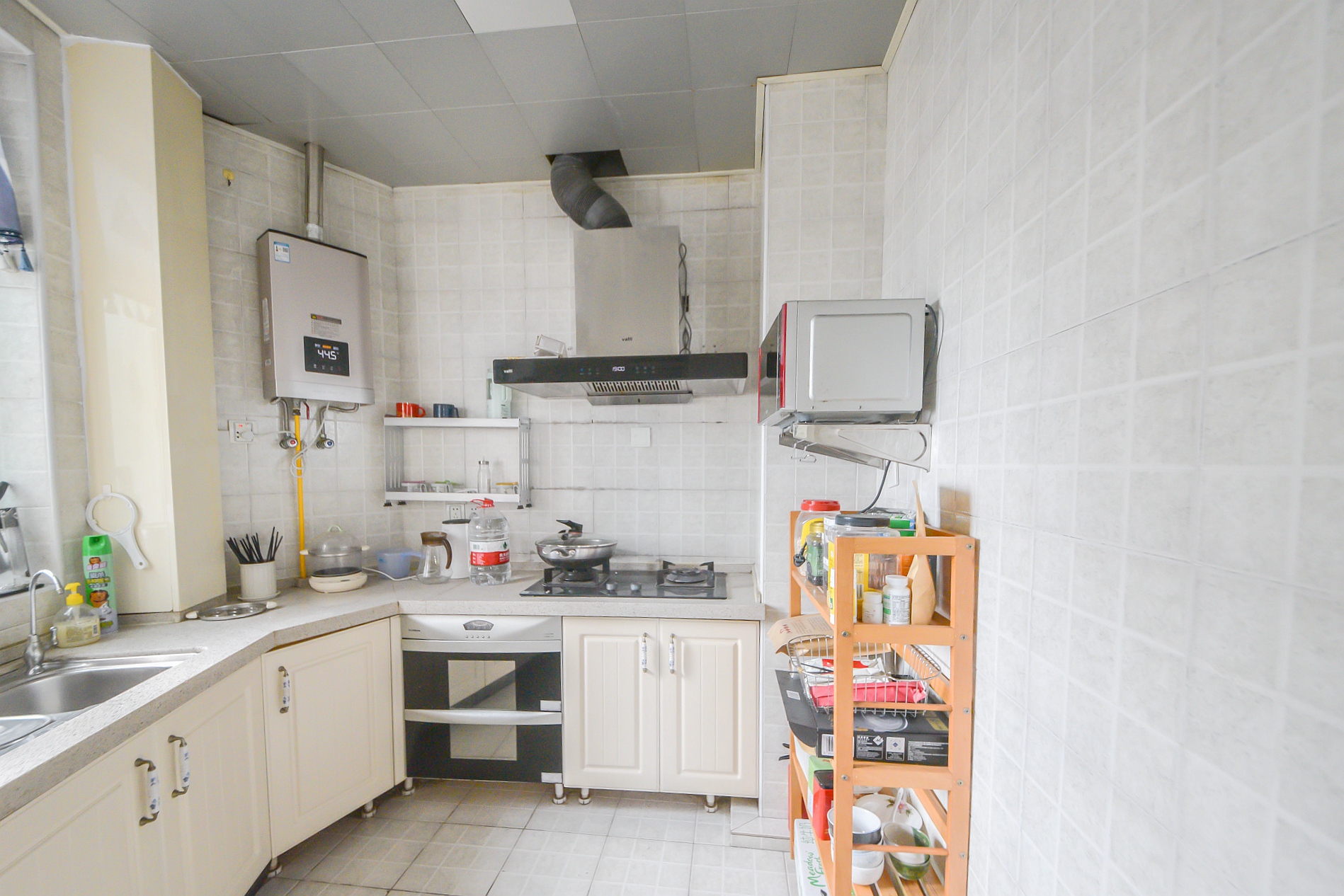 城南郡  3室2厅2卫    96.0万厨房