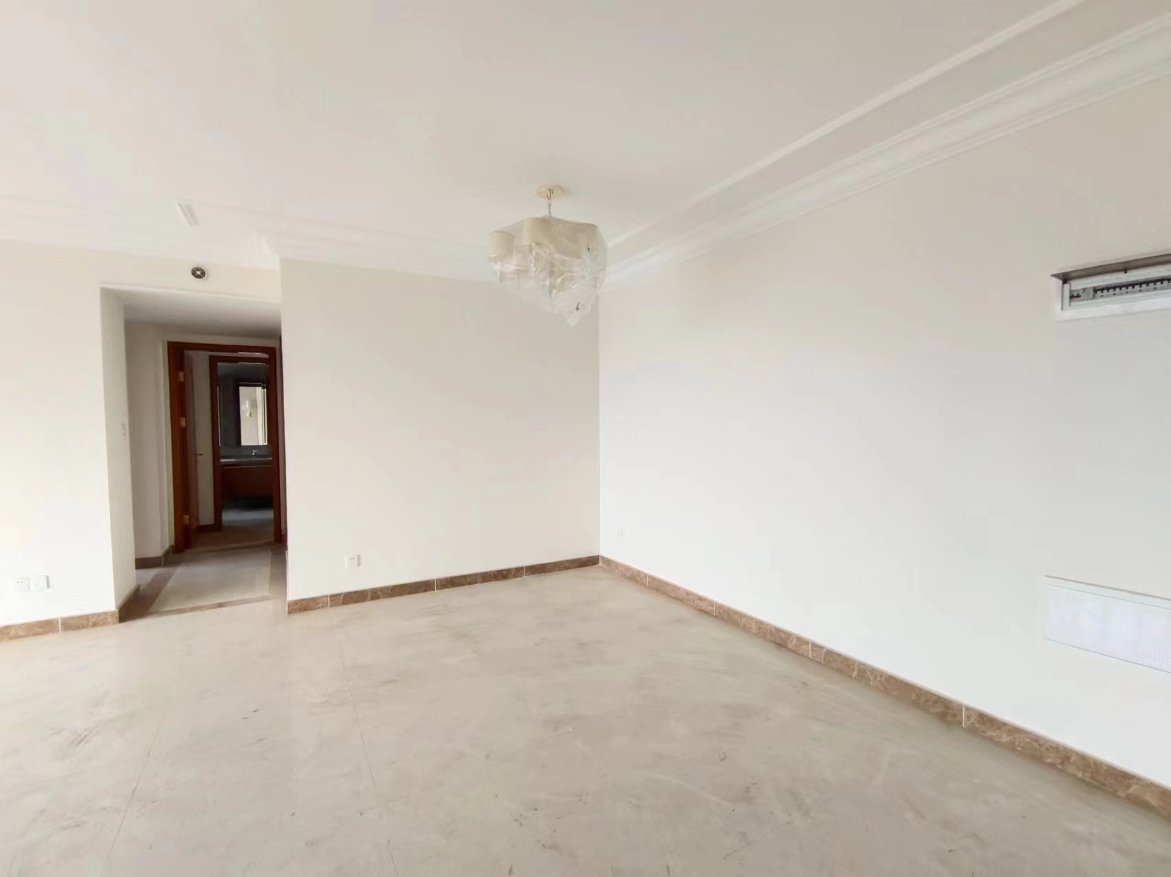 恒大华府 3室2厅2卫 80.0万 恒大华府 3室2厅2卫 80.0万室内图