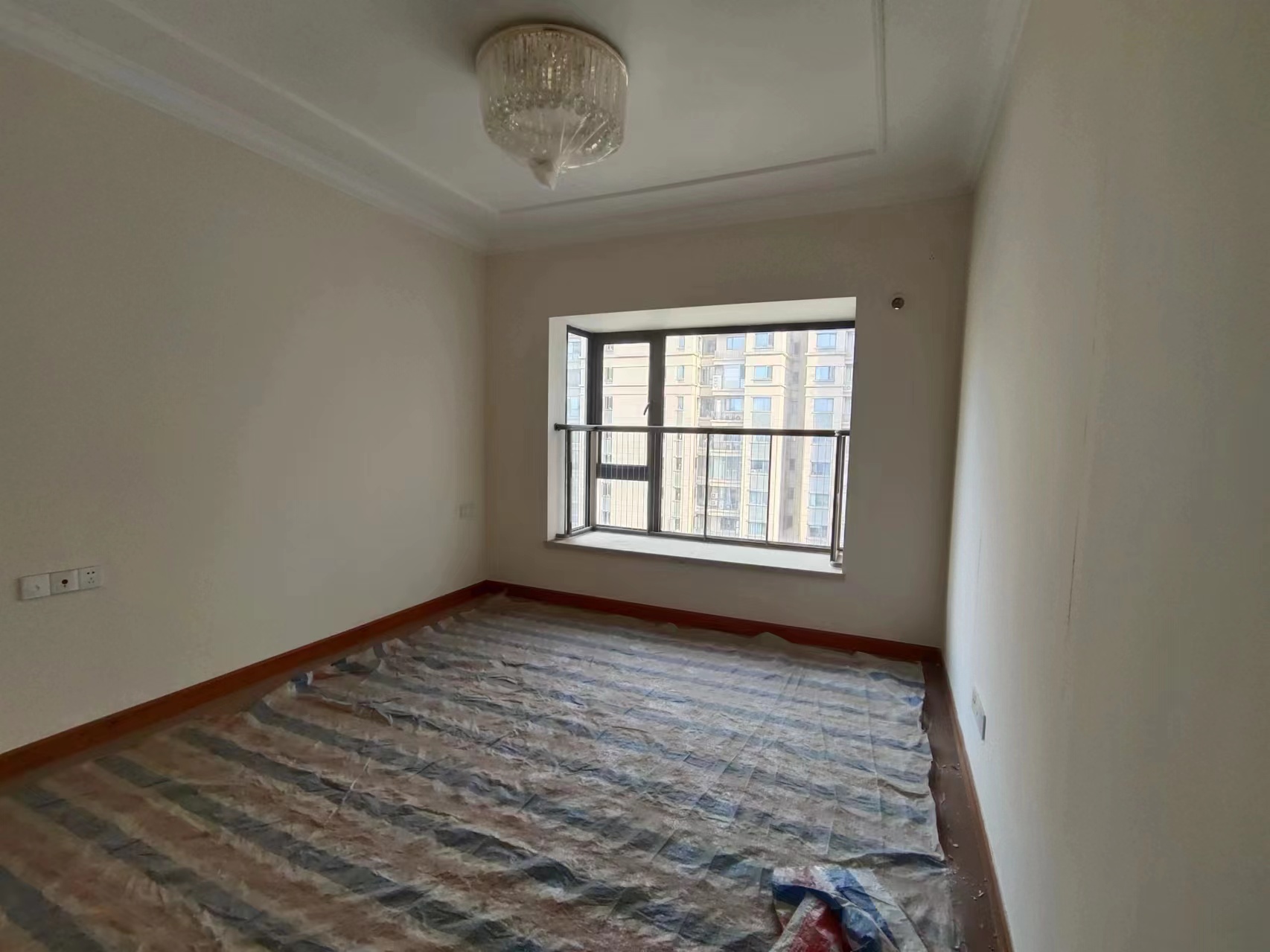 恒大华府 3室2厅2卫 80.0万 恒大华府 3室2厅2卫 80.0万室内图