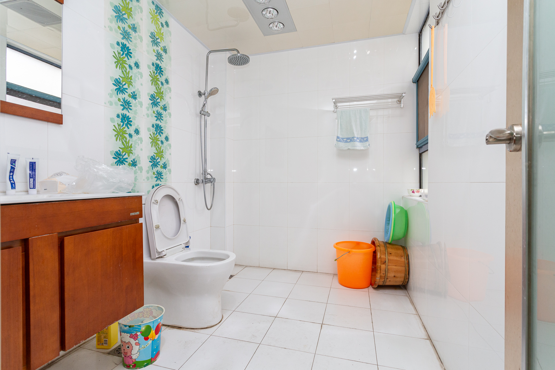 南山苏迪亚诺 4室2厅2卫 90.0万 南山苏迪亚诺 4室2厅2卫 90.0万卫生间