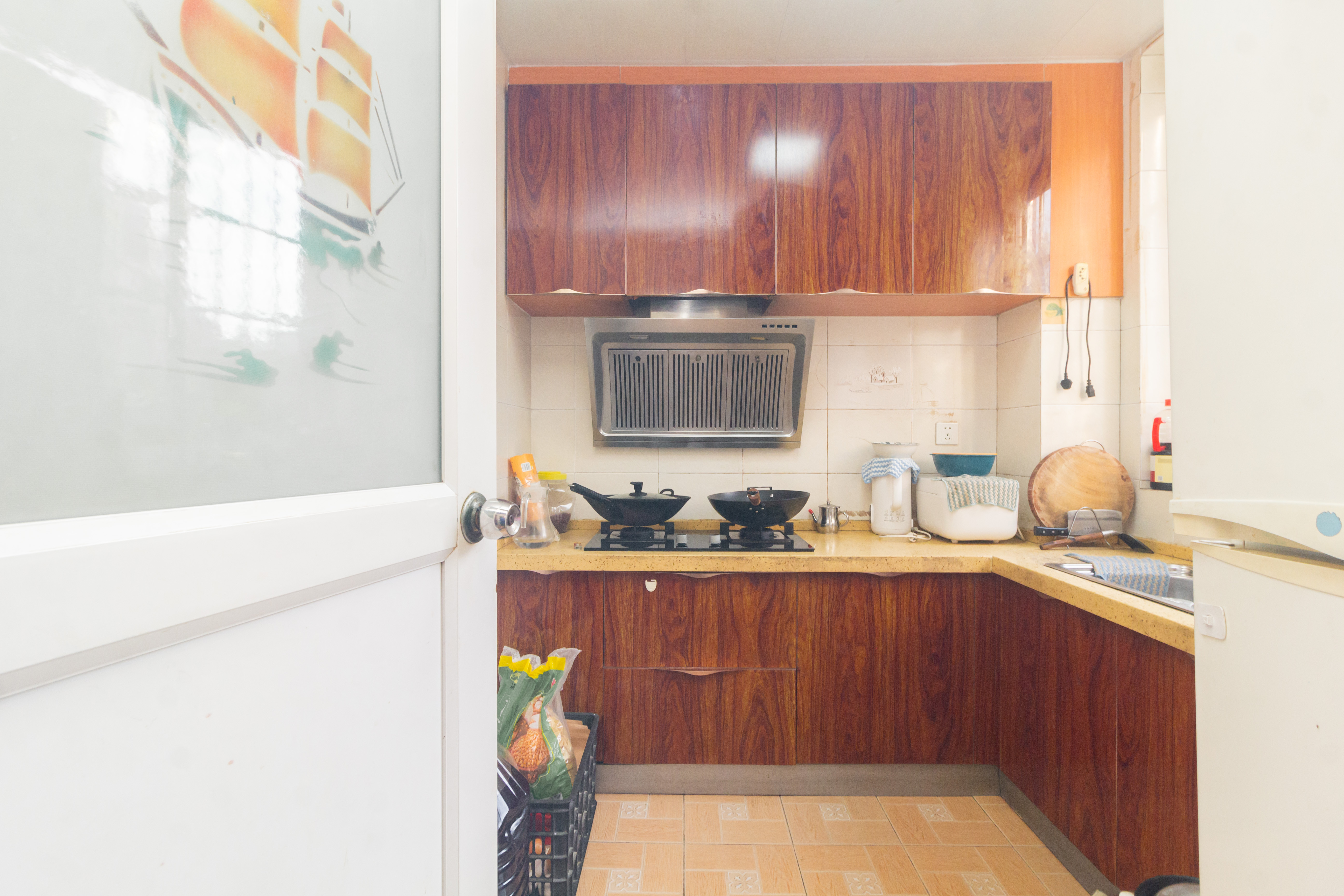 三六一四厂宿舍 2室2厅1卫 30.0万 三六一四厂宿舍 2室2厅1卫 30.0万厨房