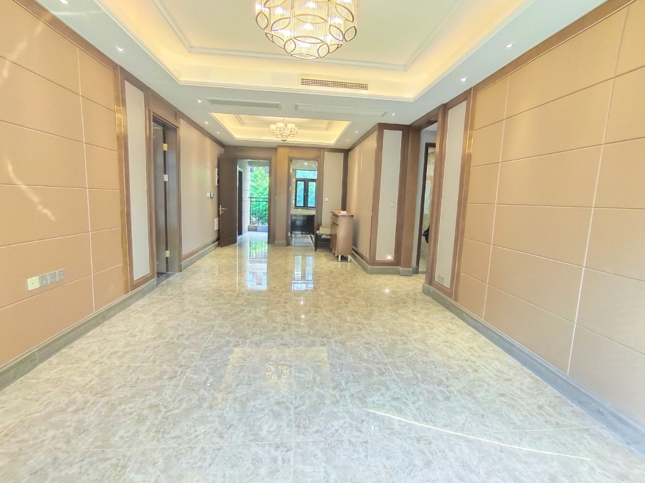 恒大林溪郡 4室2厅2卫 115.0万 恒大林溪郡 4室2厅2卫 115.0万室内图