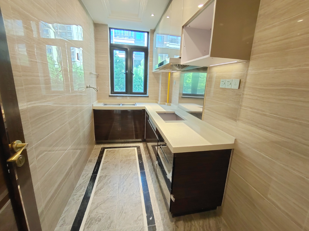 恒大林溪郡 4室2厅2卫 115.0万 恒大林溪郡 4室2厅2卫 115.0万室内图