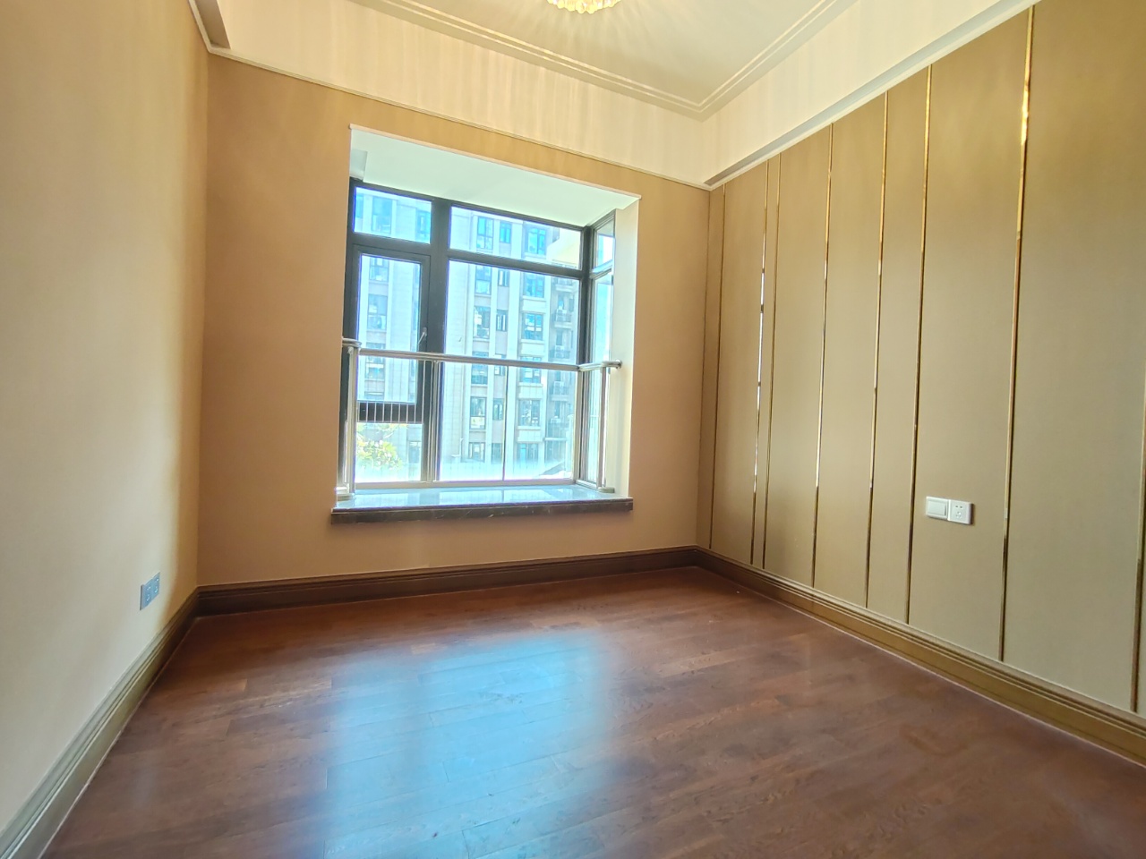 恒大林溪郡 4室2厅2卫 115.0万 恒大林溪郡 4室2厅2卫 115.0万室内图