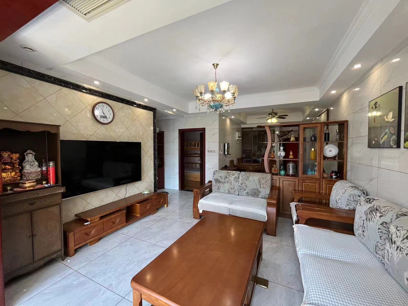 龙腾国际 2室2厅1卫 59.8万 龙腾国际 2室2厅1卫 59.8万室内图