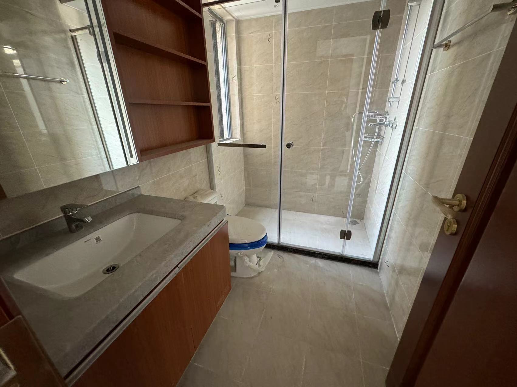 恒大华府 3室2厅2卫 83.0万 恒大华府 3室2厅2卫 83.0万室内图