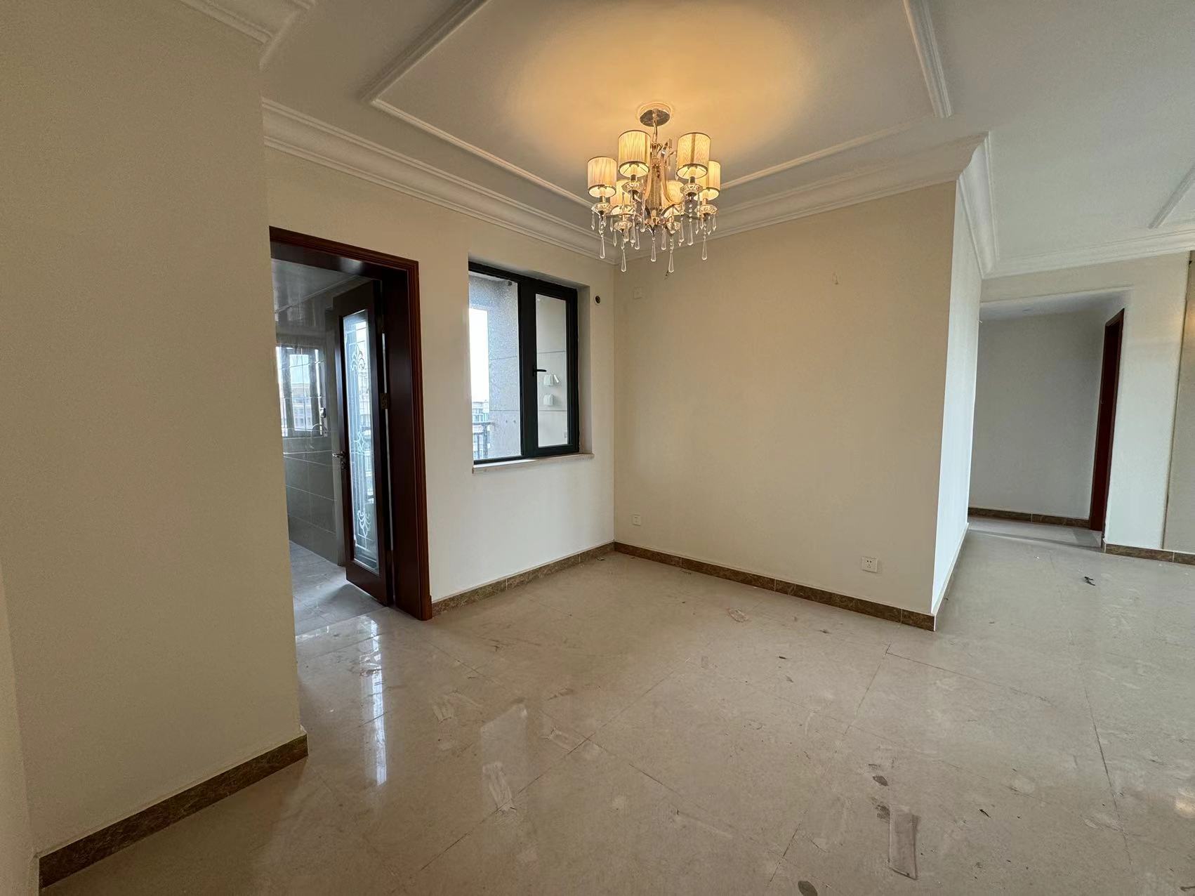 恒大华府 3室2厅2卫 83.0万 恒大华府 3室2厅2卫 83.0万室内图