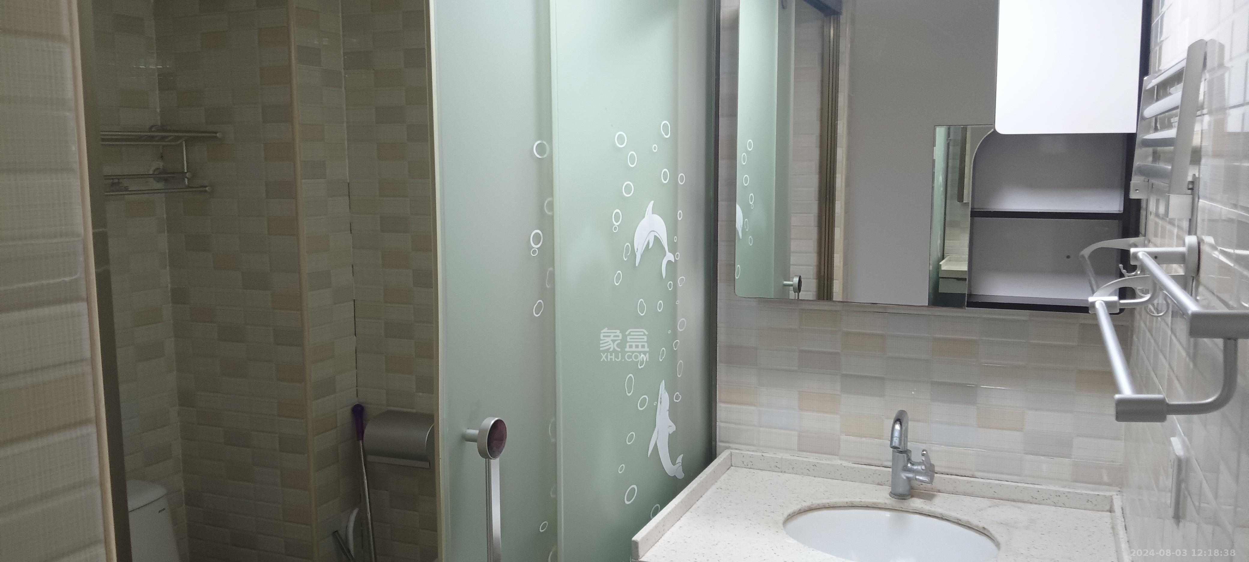中海梅溪湖壹号  3室2厅1卫   2800.00元/月室内图