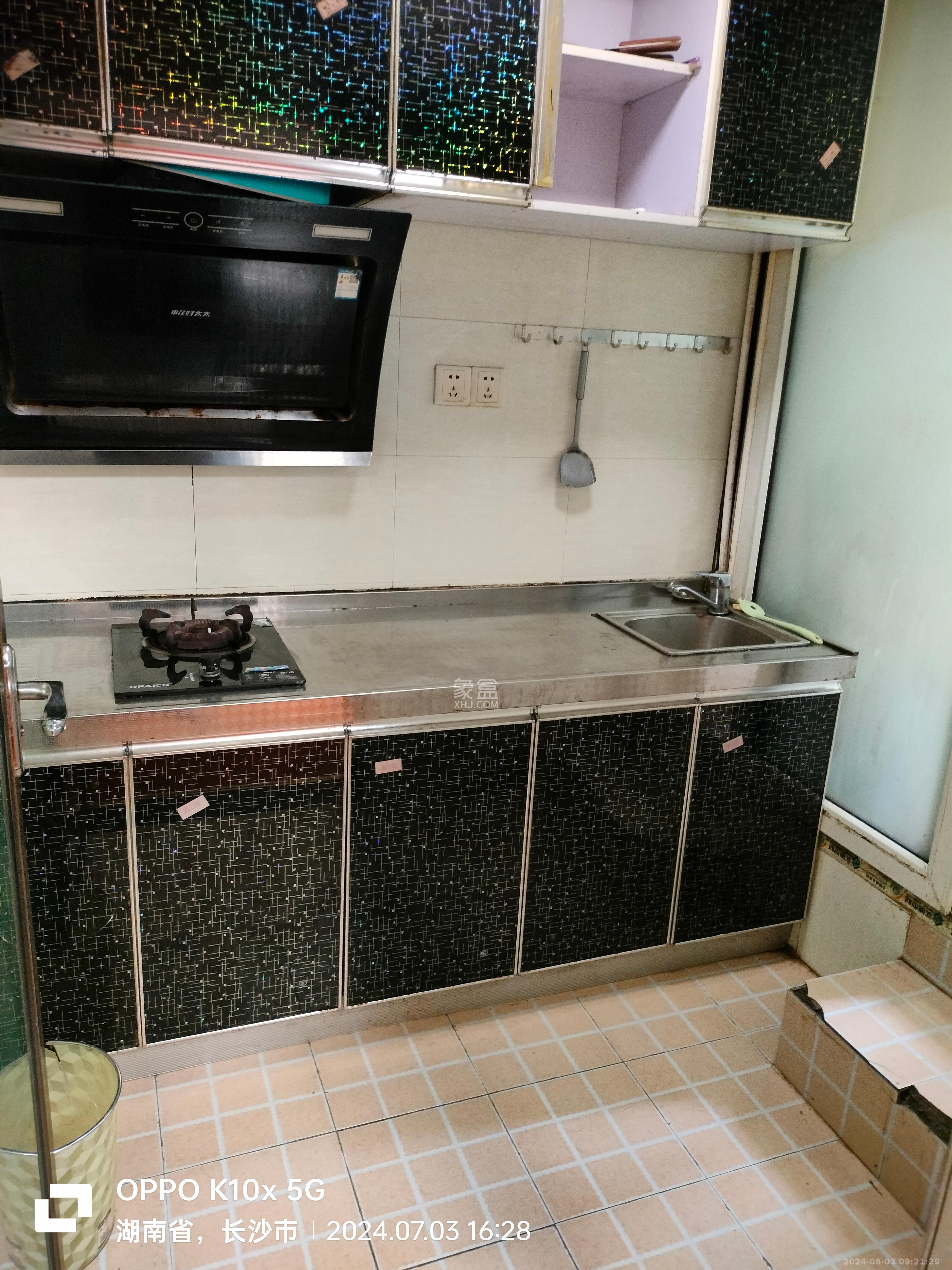 鑫科明珠  1室2厅1卫   900.00元/月室内图