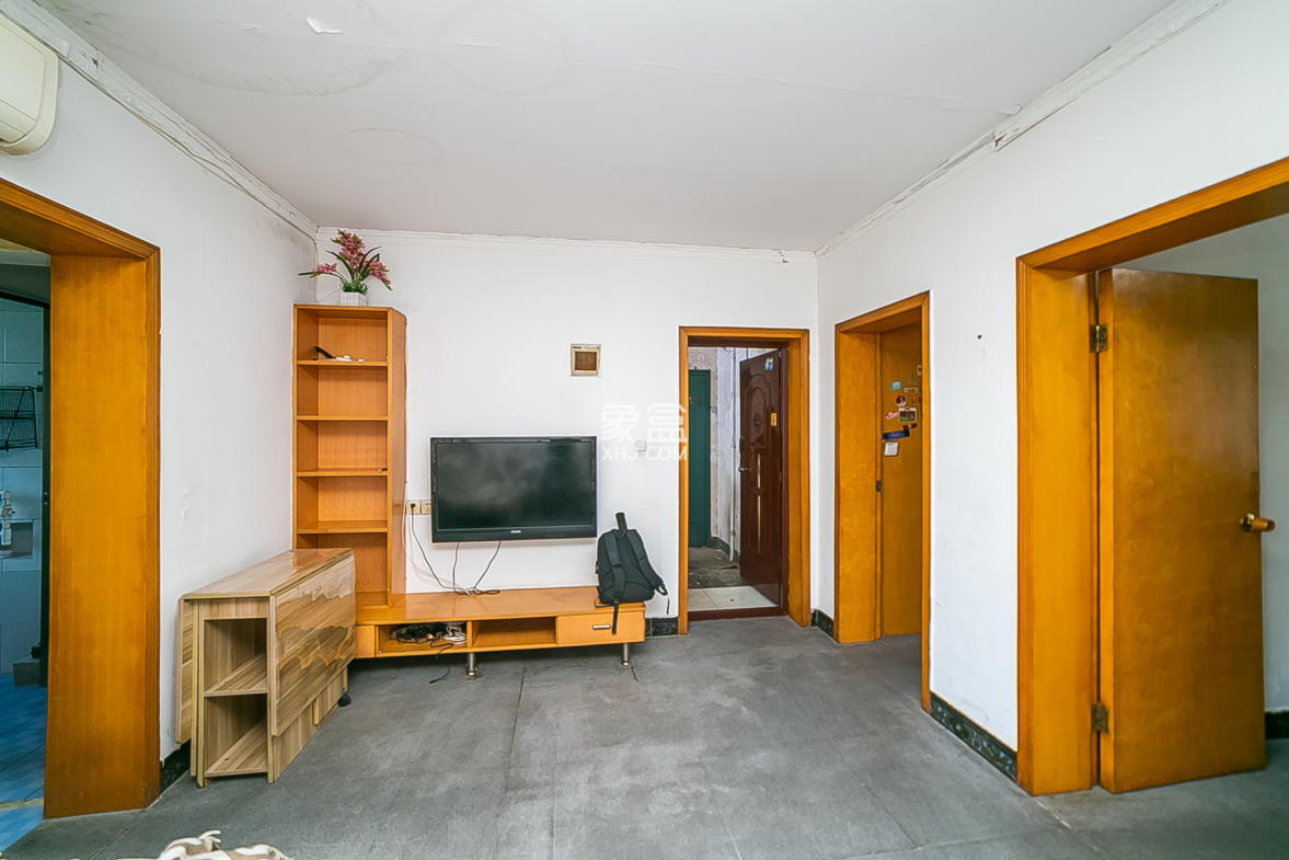 涂北社区-涂北新村 2室2厅1卫 30.0万 涂北社区-涂北新村 2室2厅1卫 30.0万客厅