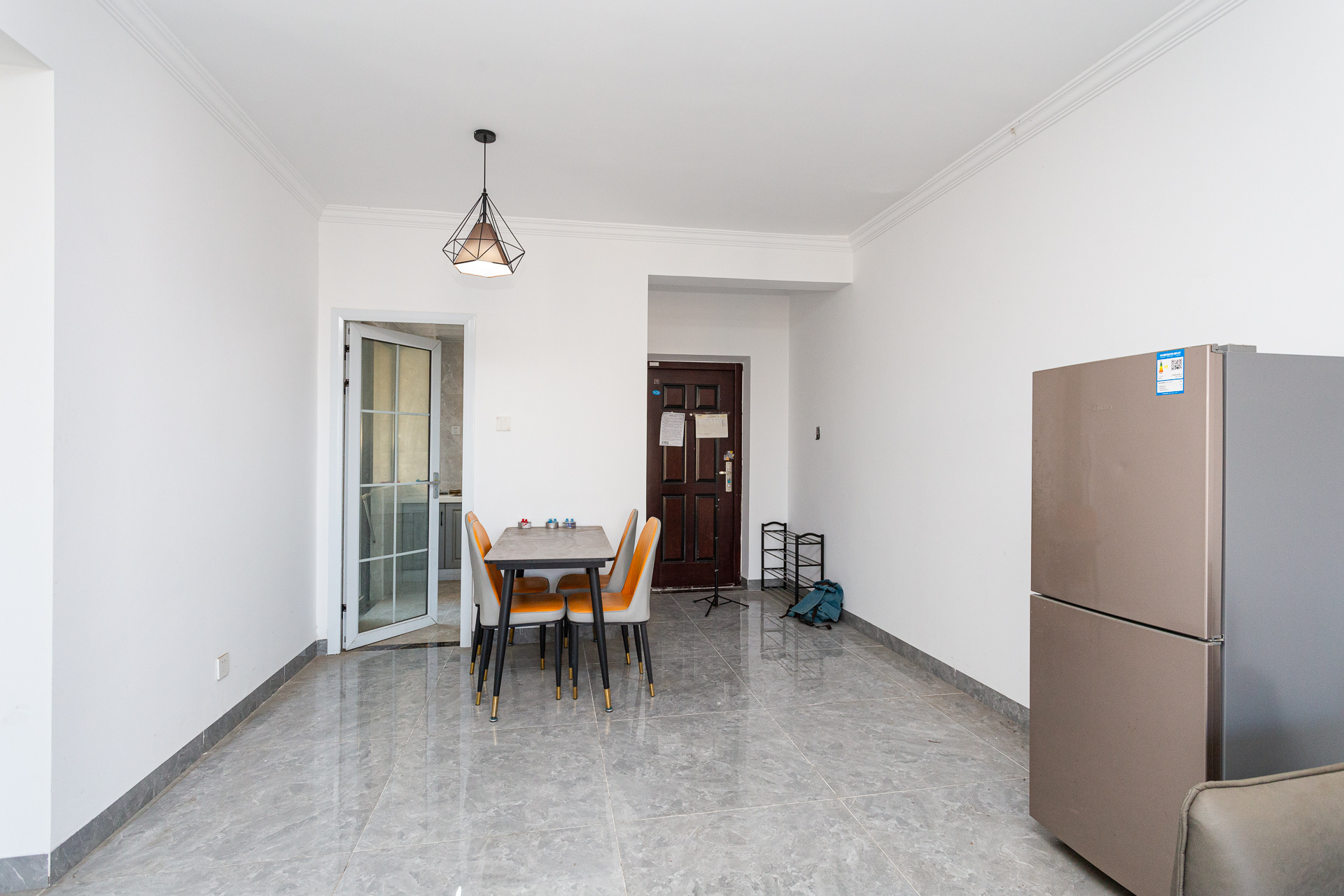 勤诚达境界城 3室2厅2卫 86.0万 勤诚达境界城 3室2厅2卫 86.0万客厅