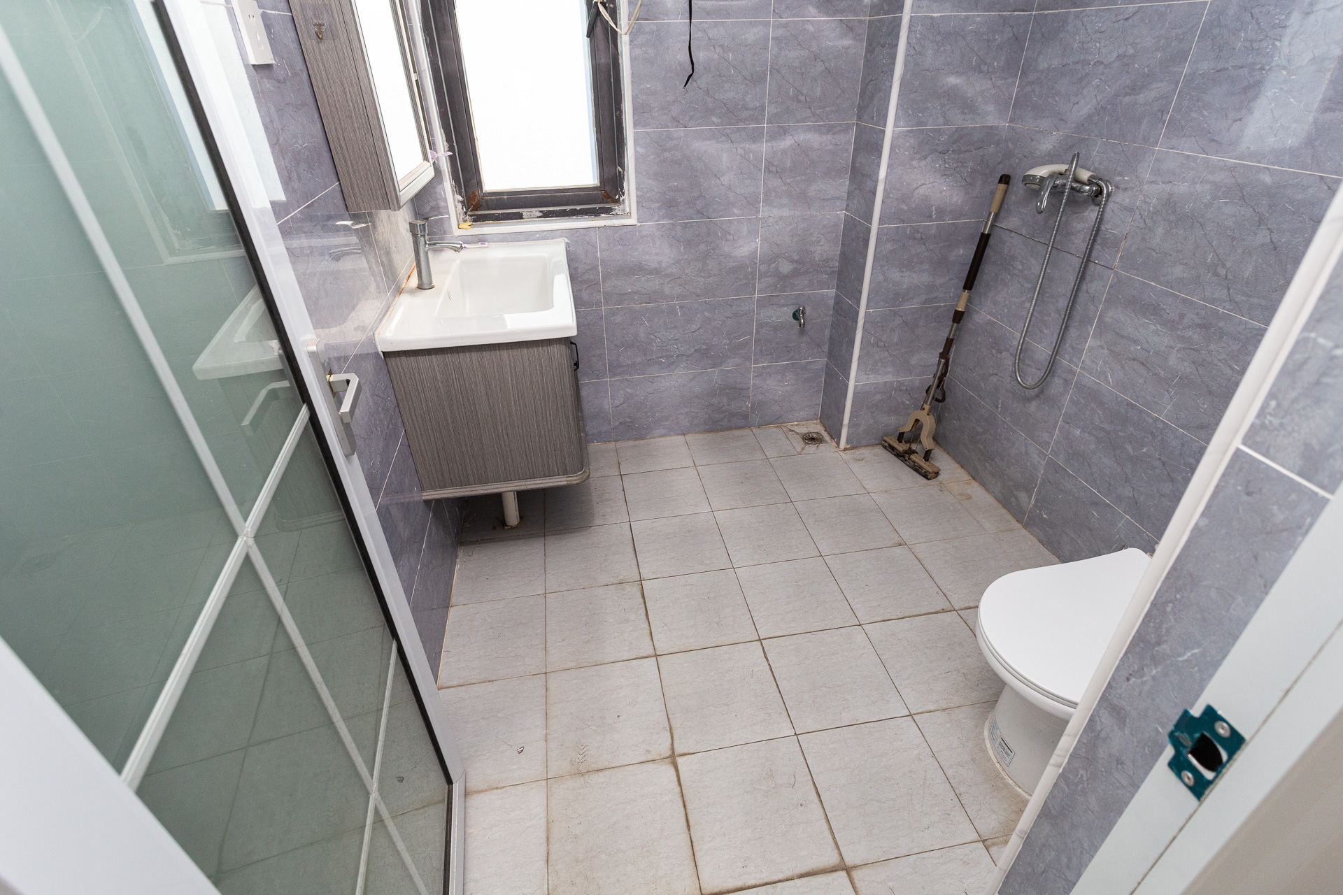 勤诚达境界城 3室2厅2卫 86.0万 勤诚达境界城 3室2厅2卫 86.0万卫生间