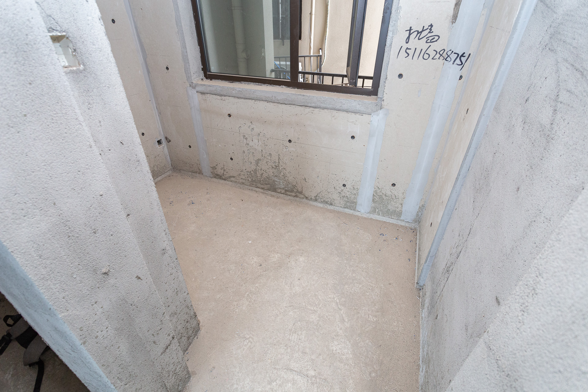 长燃润和天地(长润小区印湘江) 4室2厅2卫 108.0万 长燃润和天地(长润小区印湘江) 4室2厅2卫 108.0万卧室