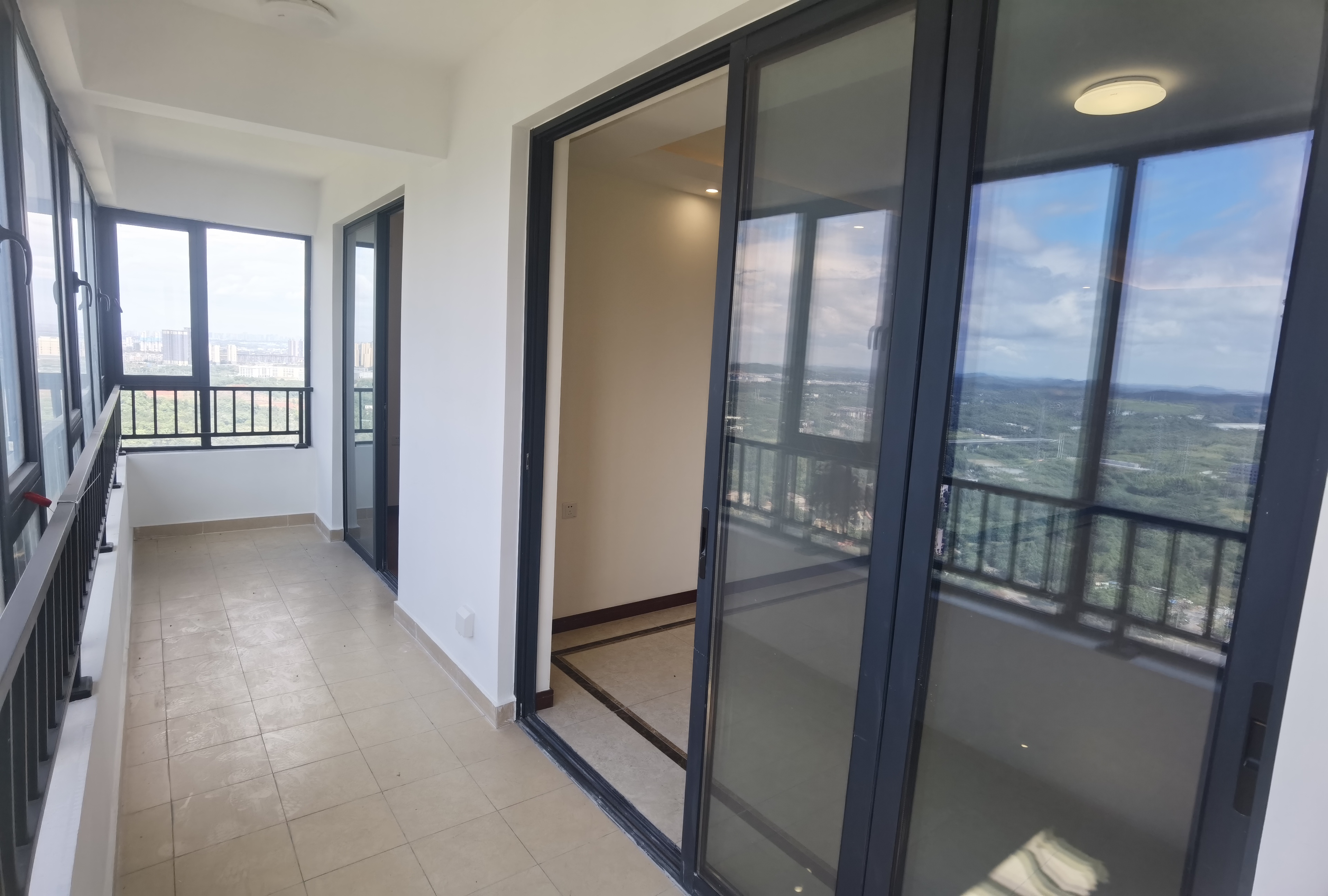 中建玥熙台 3室2厅2卫 62.8万 中建玥熙台 3室2厅2卫 62.8万室内图