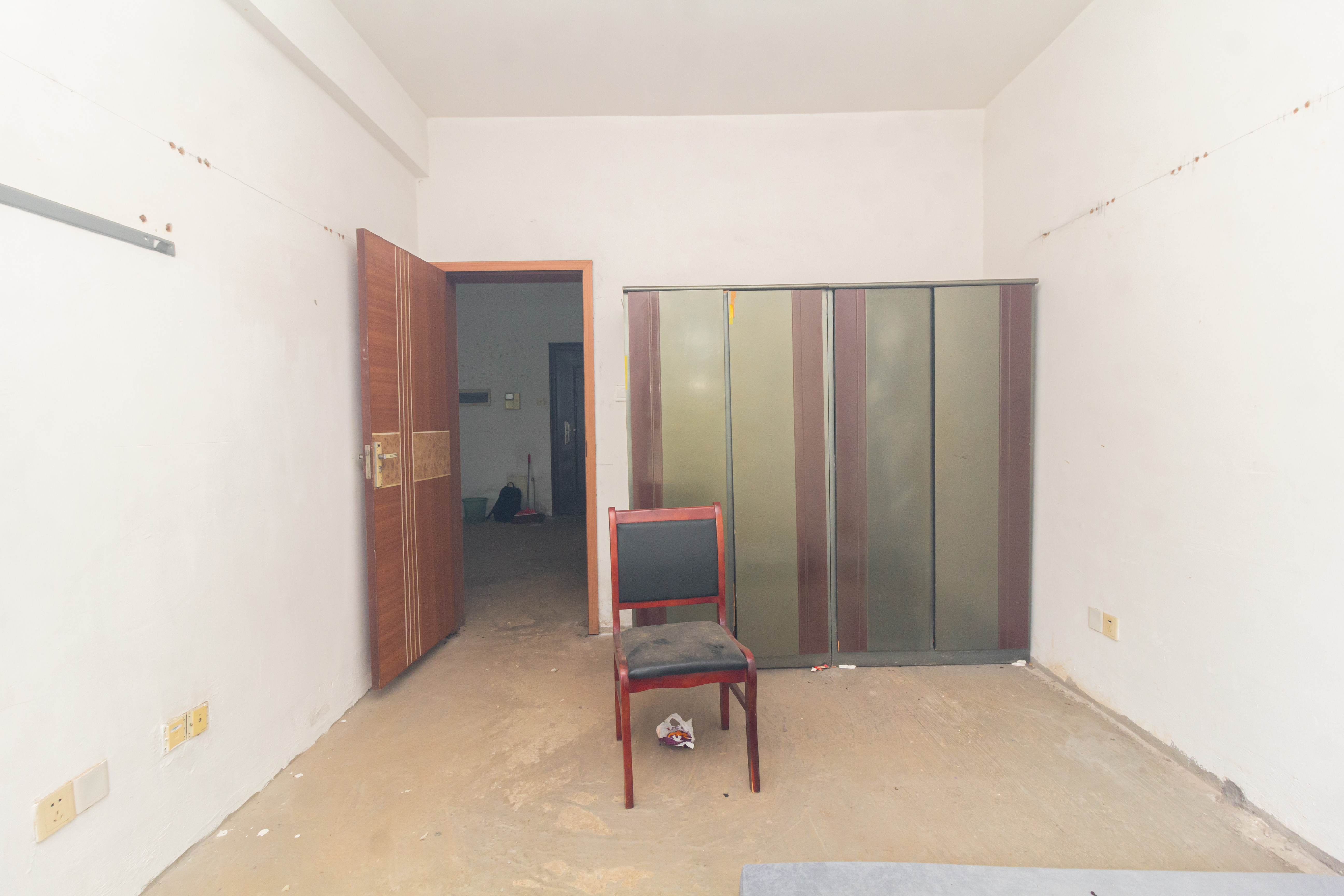 湖南有色地质勘查局宿舍(榔梨镇)  2室2厅1卫    40.8万 湖南有色地质勘查局宿舍(榔梨镇)  2室2厅1卫    40.8万卧室