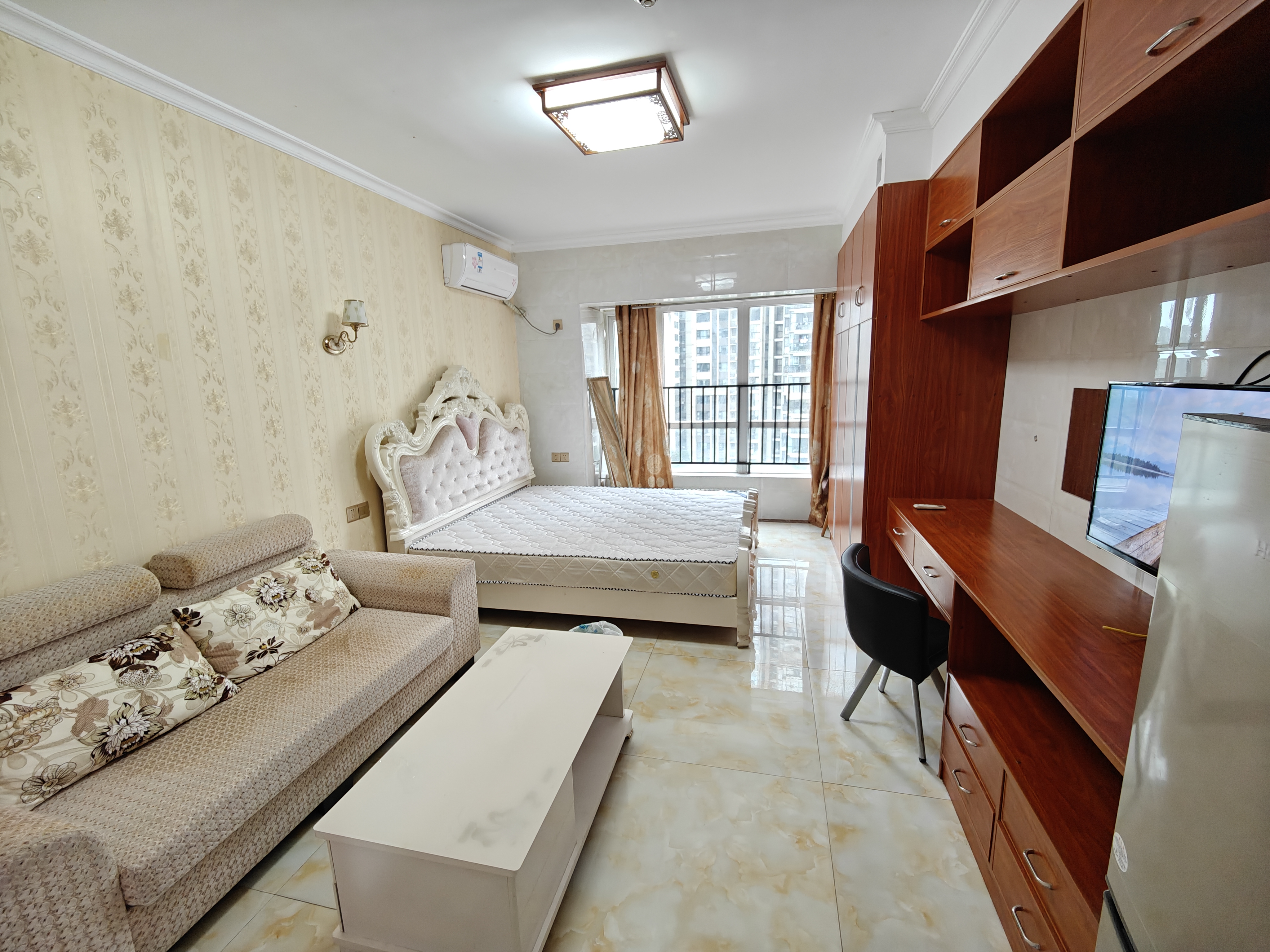 美的城三期 1室1厅1卫 18.6万 美的城三期 1室1厅1卫 18.6万室内图