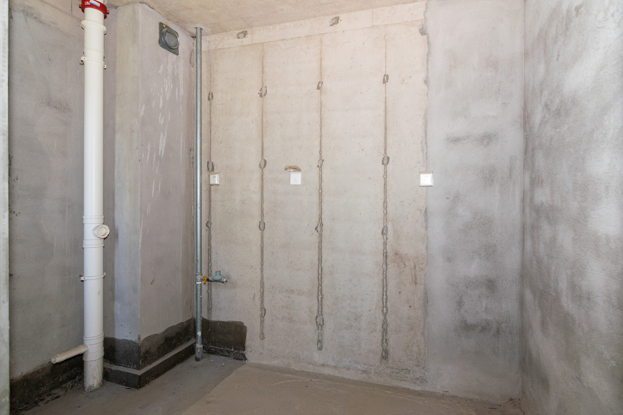 中粮鸿云 3室2厅2卫 65.0万 中粮鸿云 3室2厅2卫 65.0万厨房